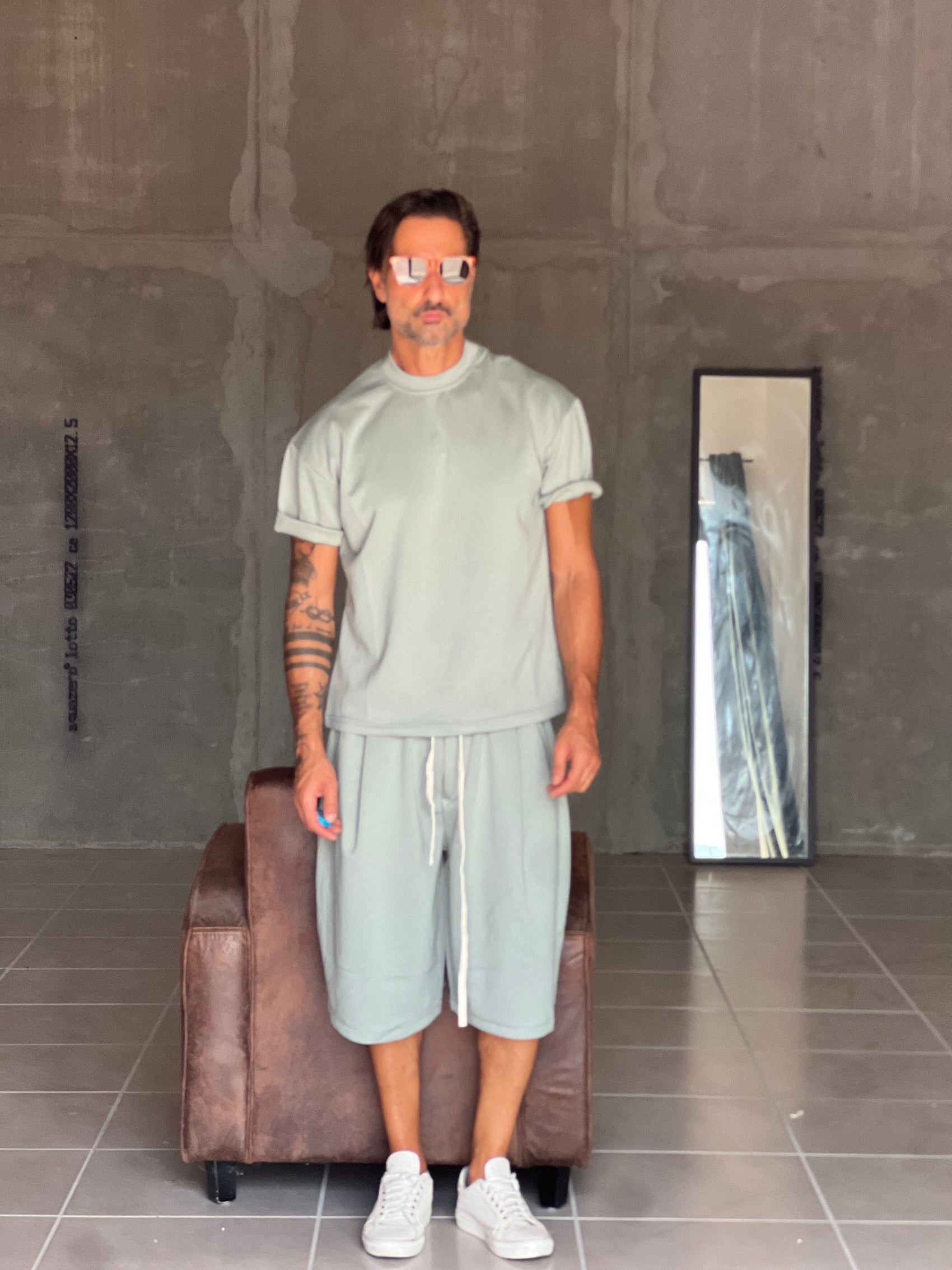 °COORDINATO  FELPA  VERDE MILITARE MAGLIA  E BERMUDA