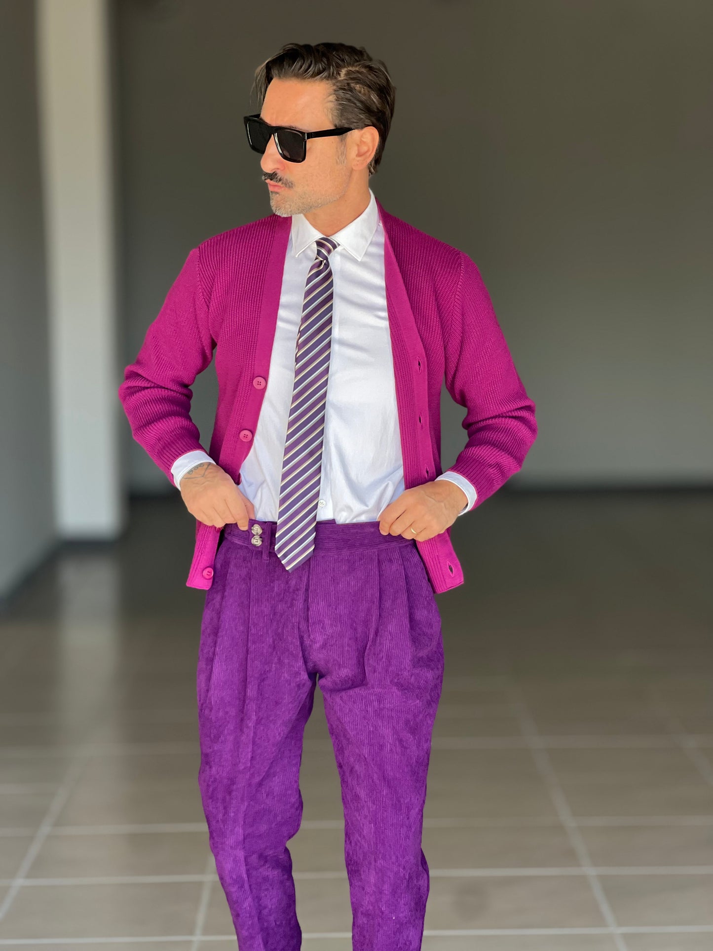 BLACK CHAIN ​​VISCOSE TROUSERS