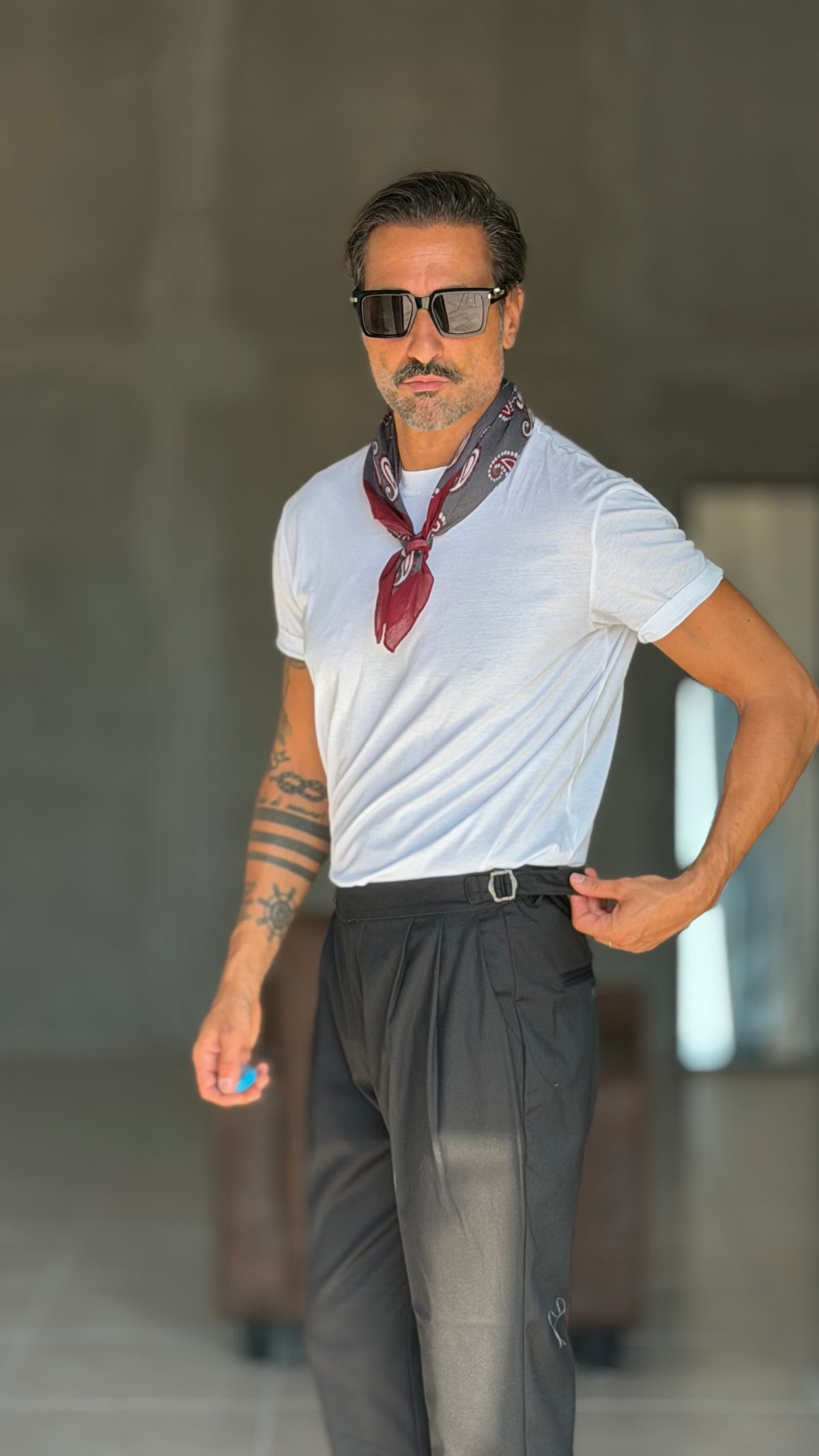 PANTALONE NERO VITA ALTA PINCES VISCOSA  EFFETTO FLANELLA BATTUTA