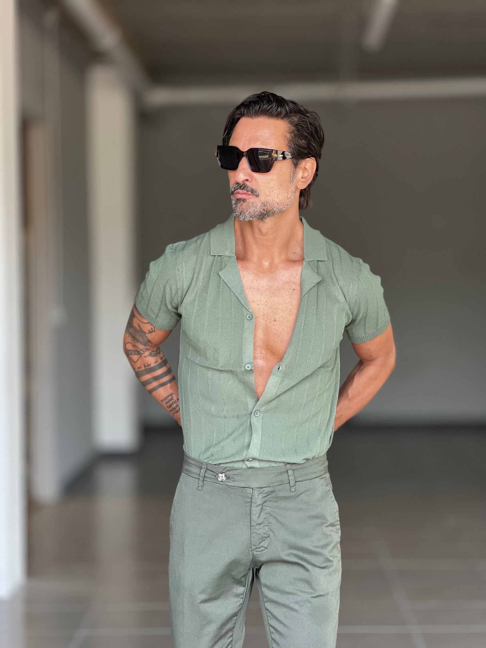 BLUE THREAD COTTON CREW NECK SWEATER