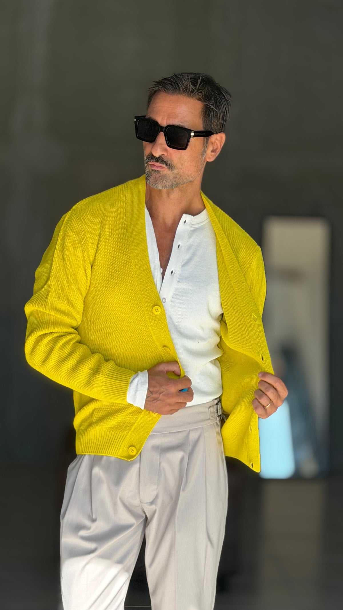 WHITE VISCOSE TROUSERS WITH REGULAR BOTTOM