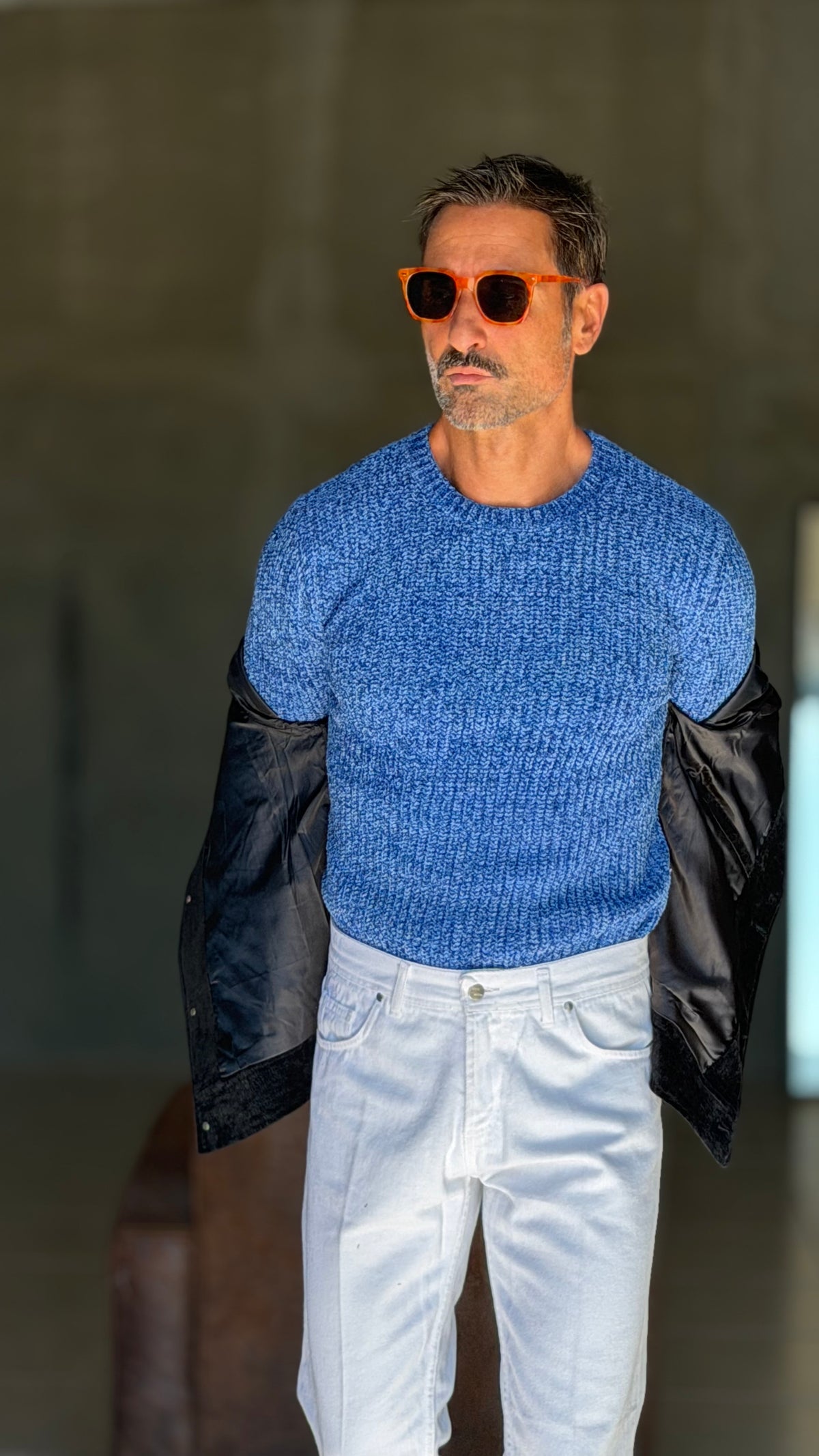 WHITE VISCOSE TROUSERS WITH REGULAR BOTTOM