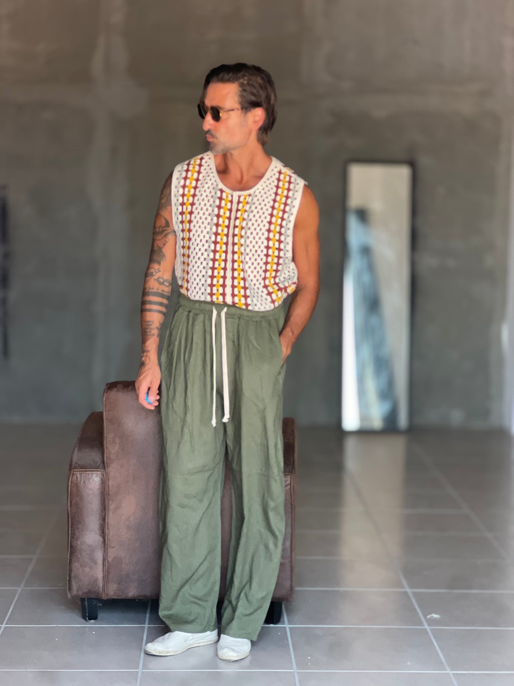 WHITE VISCOSE TROUSERS WITH REGULAR BOTTOM