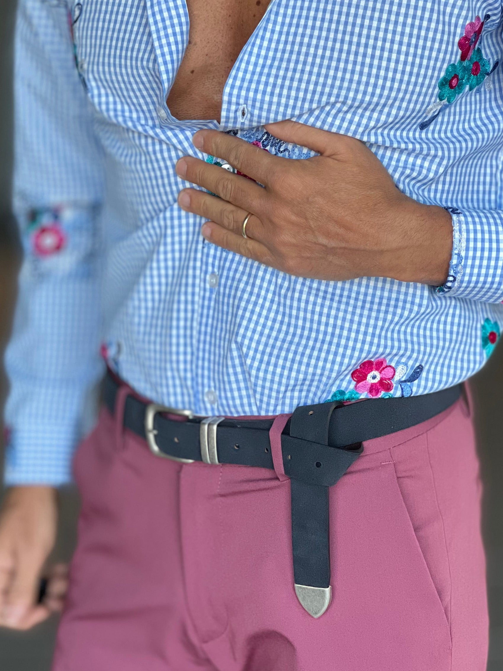 WHITE VISCOSE TROUSERS WITH REGULAR BOTTOM