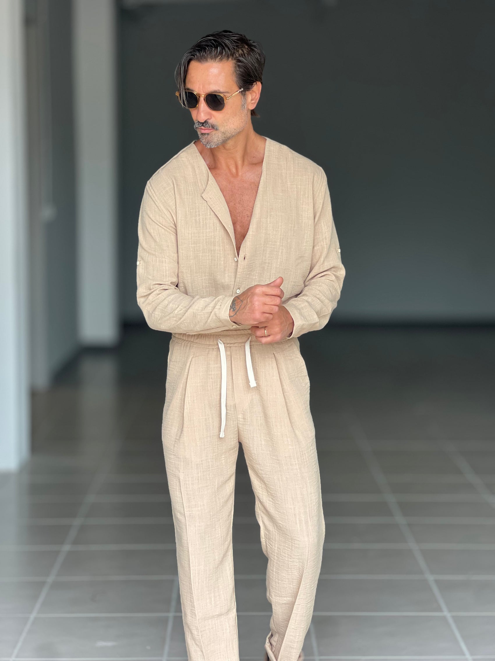 COORDINATO CAMICIA E PANTALACCIO CAMMELLO COREANA GIROCOLLO COTENE VISCOSA EFFETTO LINO. 00201