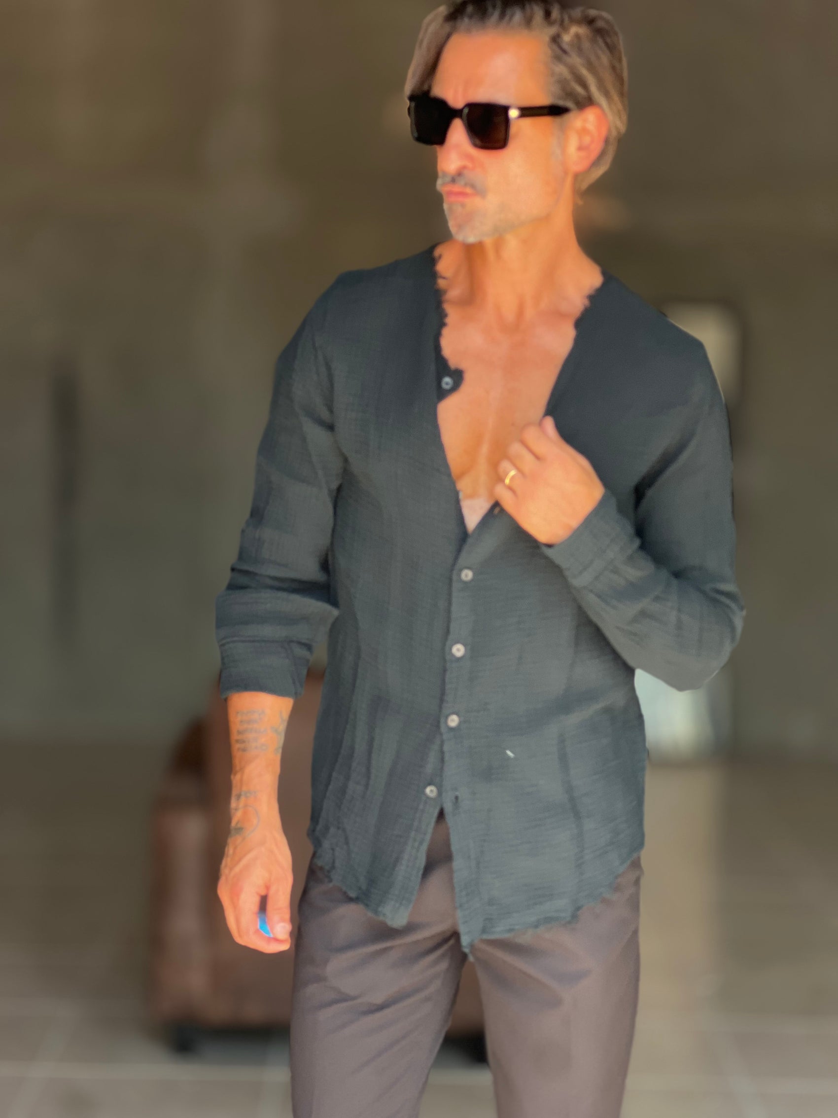 CAMICIA COREANA. NERA GOFFRATA COTONE  EFFETTO LINO 278