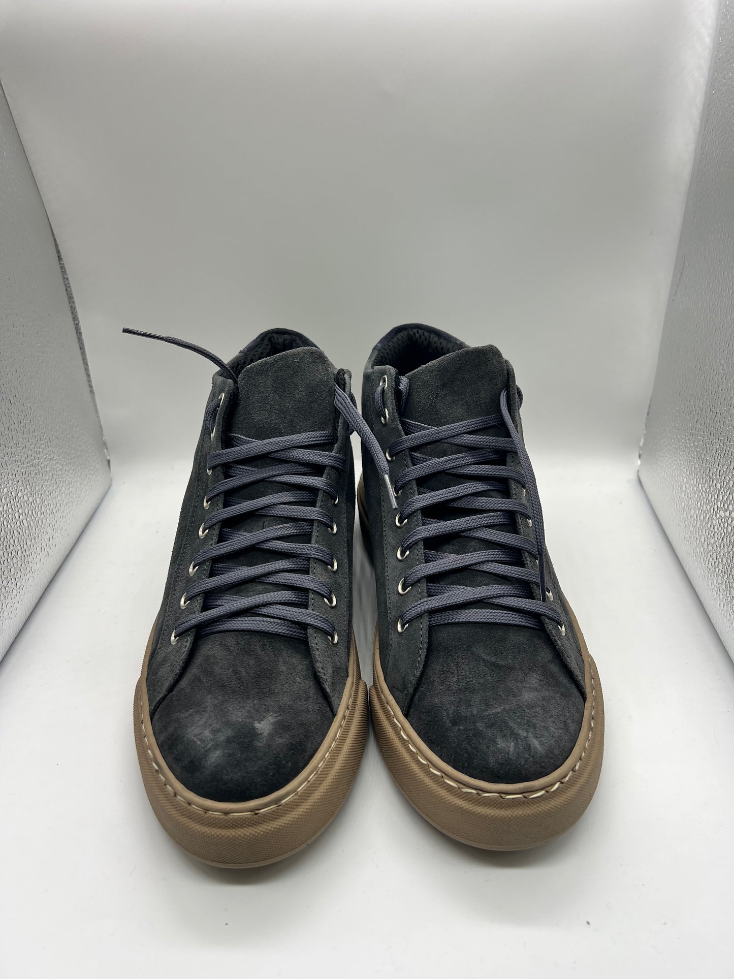 SNEAKER CAMOSCIO GRIGIO  FONDO STUCCO