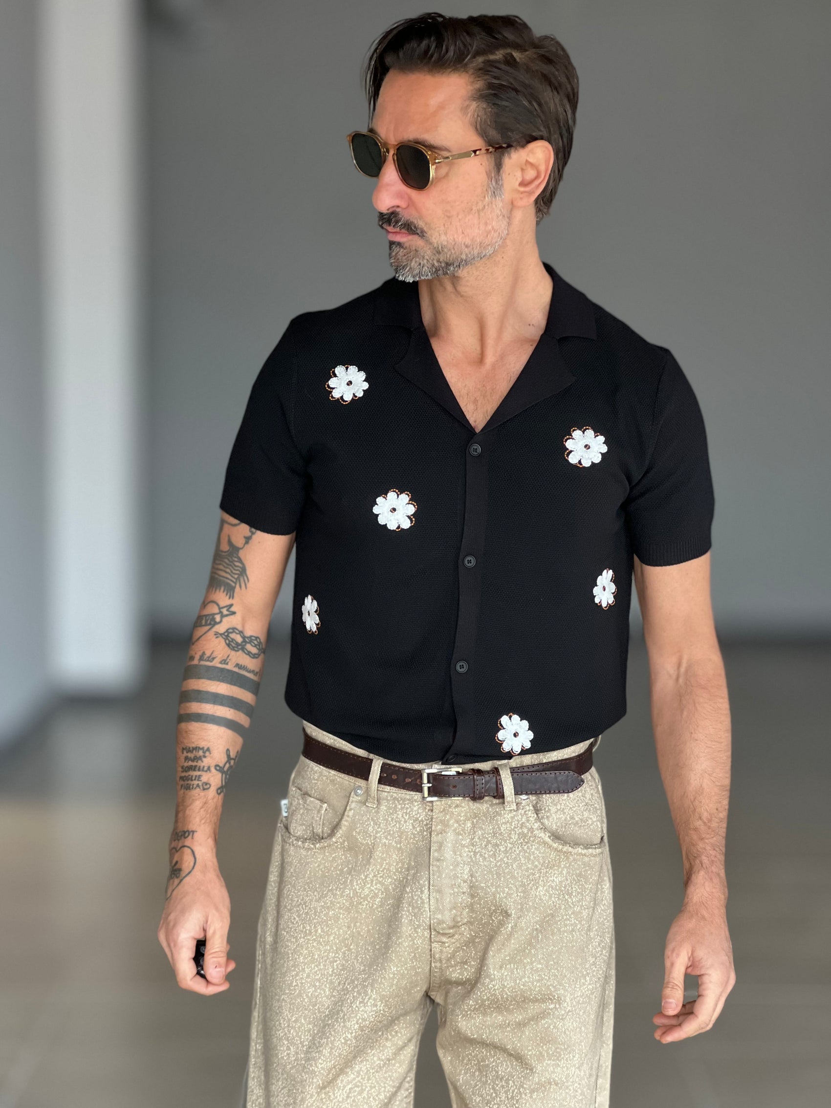 POLO  CAMICIA NERA  RICAMO FIORE