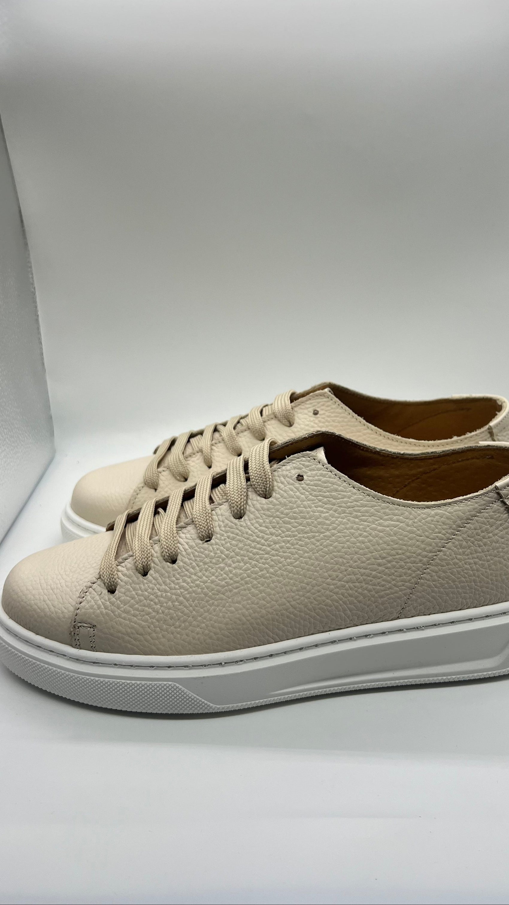 SNEAKER PANNA BOTTOLATA TAGLIO VIVO