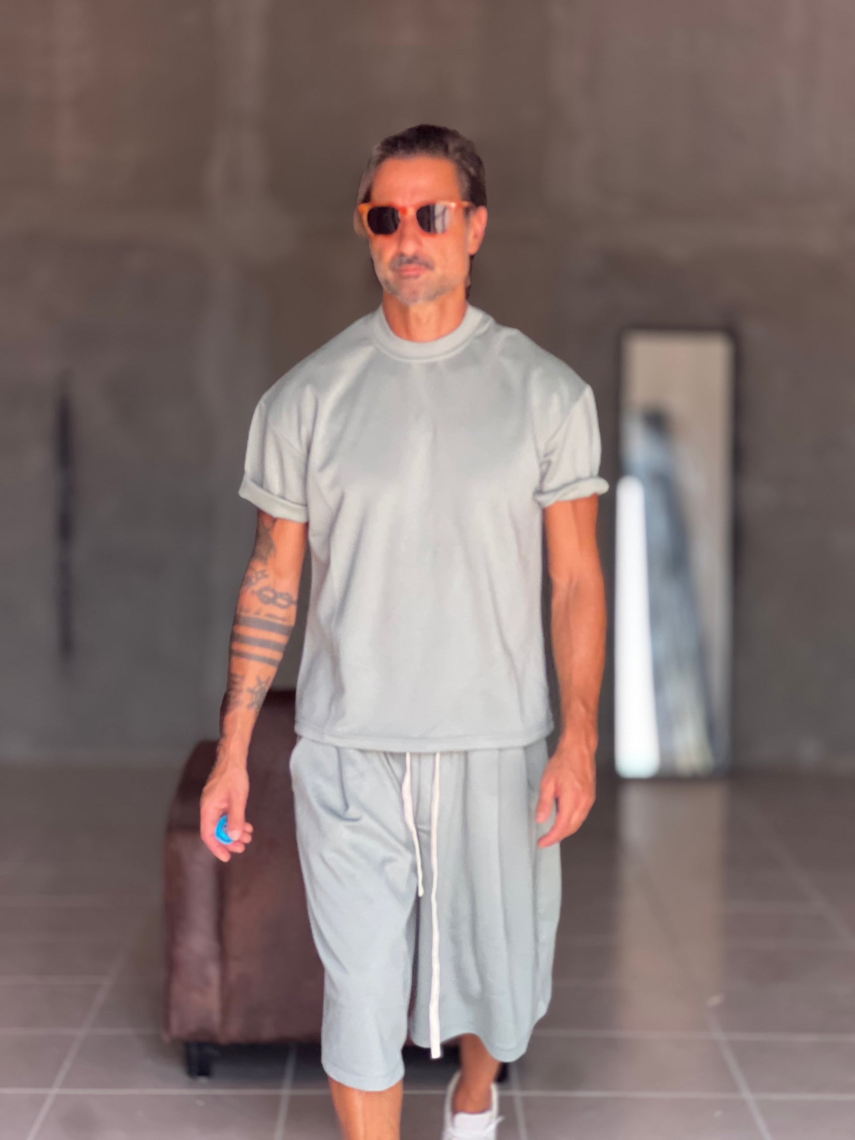 °COORDINATO  FELPA  VERDE MILITARE MAGLIA  E BERMUDA