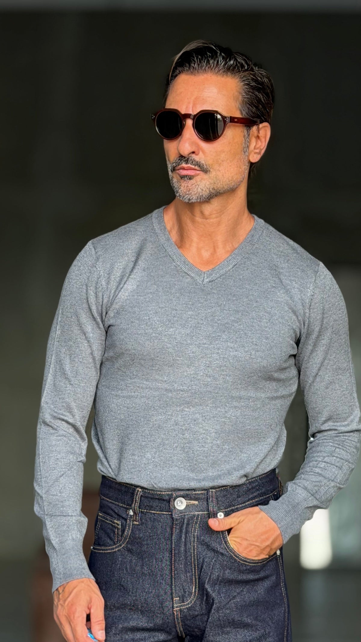 PULLOVER  GRIGIO  SCOLLO V VISCOSA E MISTI
