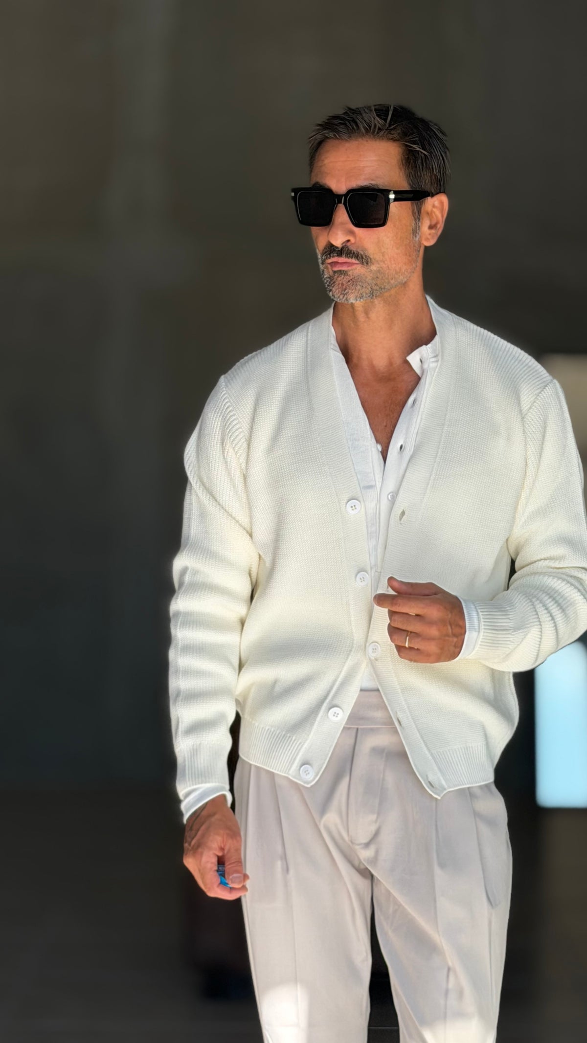 WHITE VISCOSE TROUSERS WITH REGULAR BOTTOM