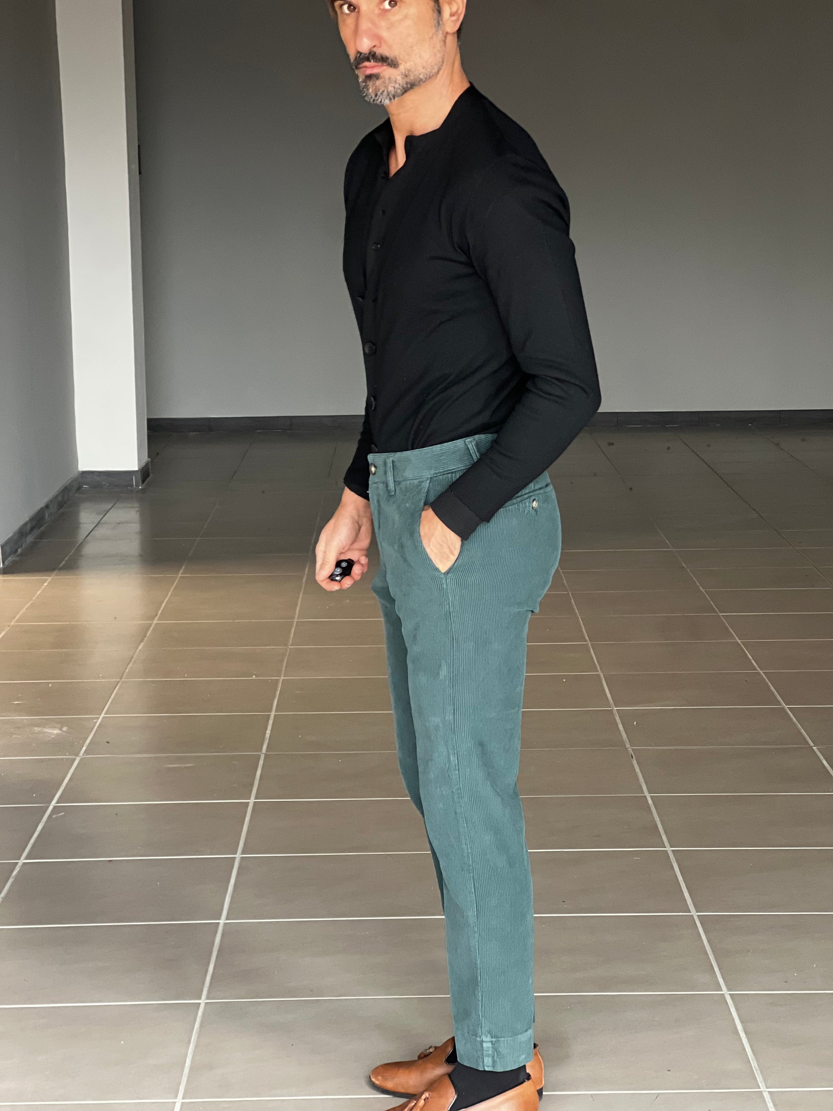 PANTALONE VELLUTO VERDE FOGLIA GAMBA DRITTA