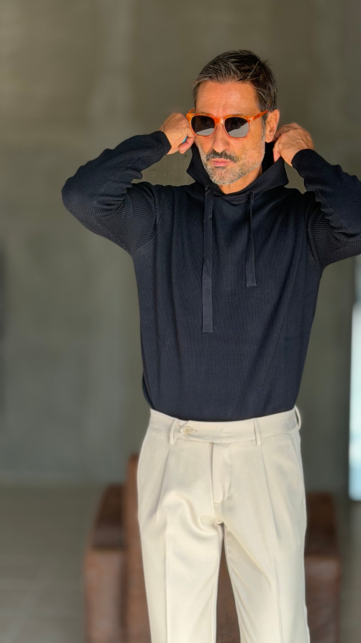 WHITE VISCOSE TROUSERS WITH REGULAR BOTTOM