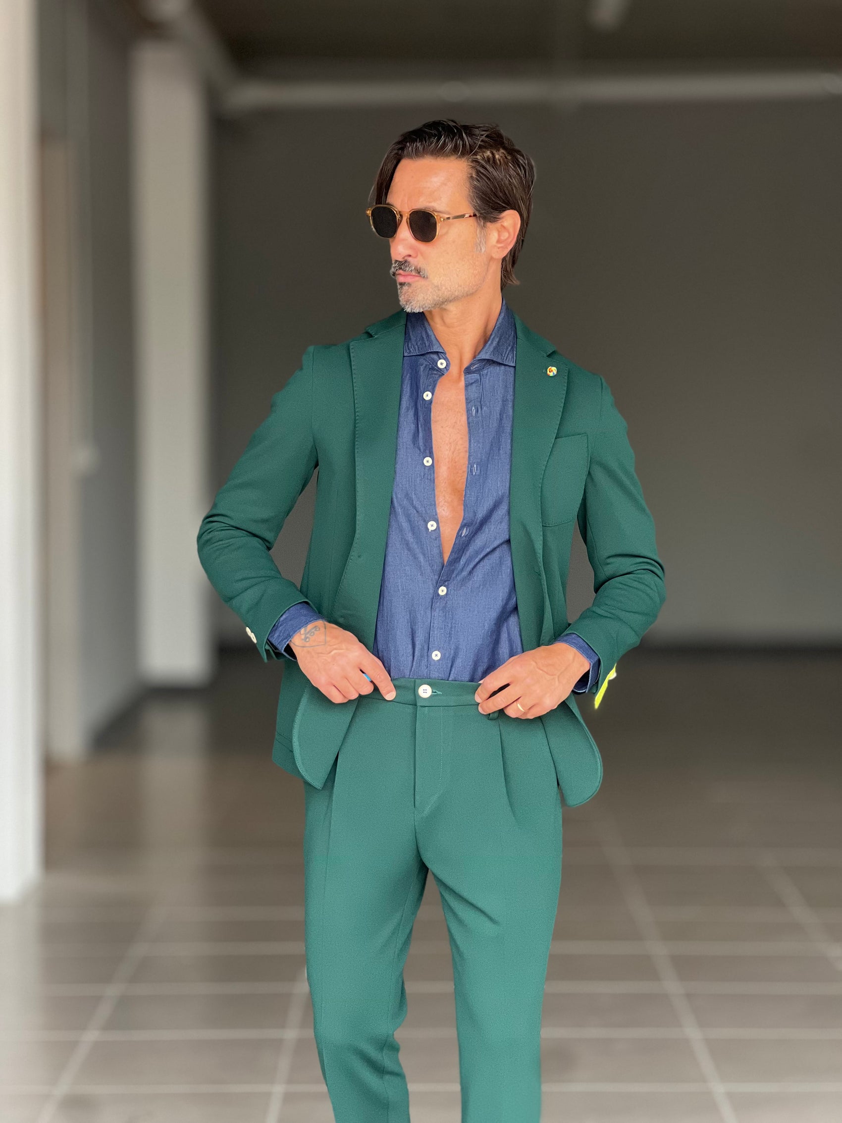 *ABITO VERDE MONOPETTO OPERATO PANTALONE MEZZAMOLLA 00200