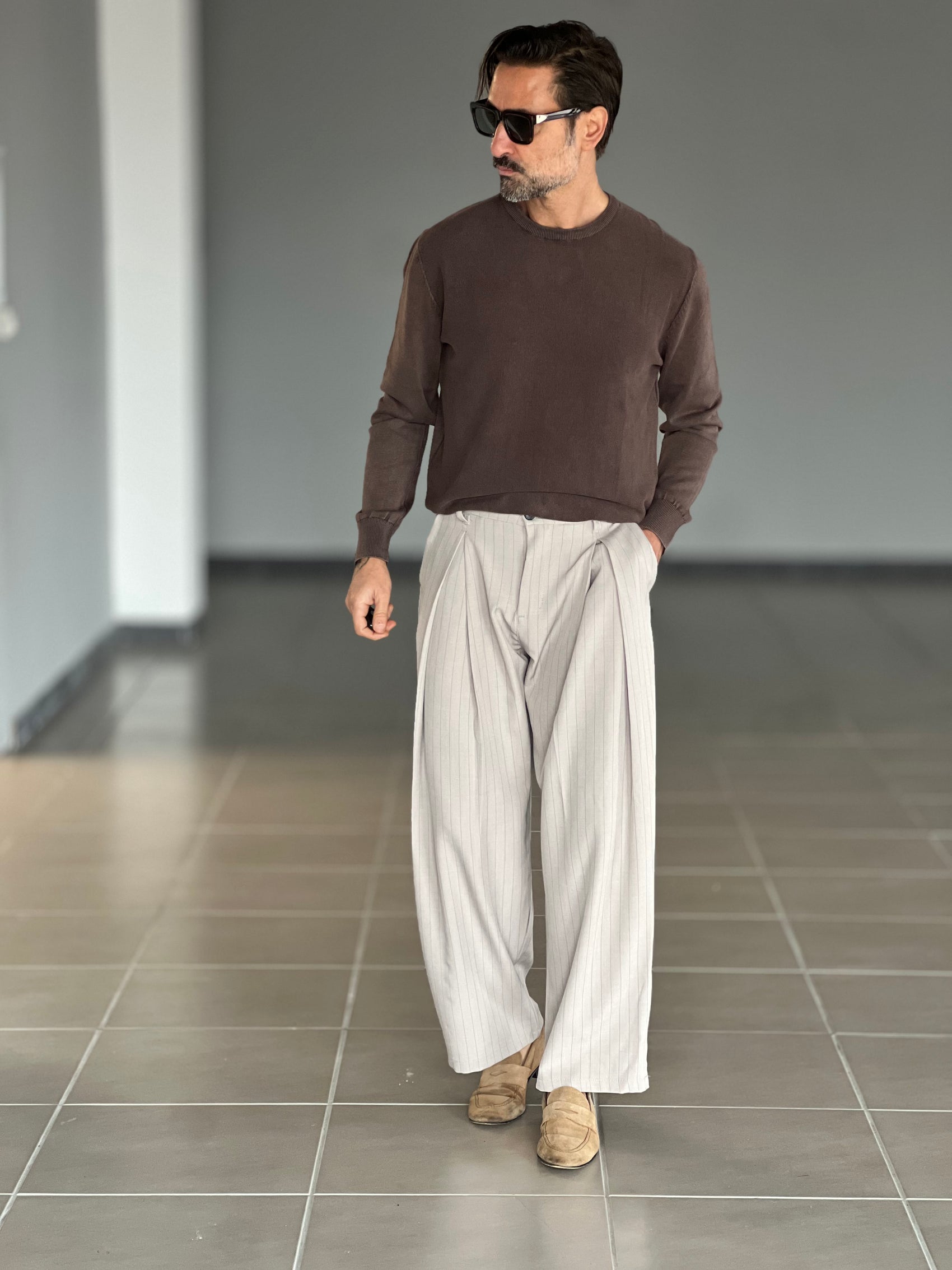 WHITE VISCOSE TROUSERS WITH REGULAR BOTTOM