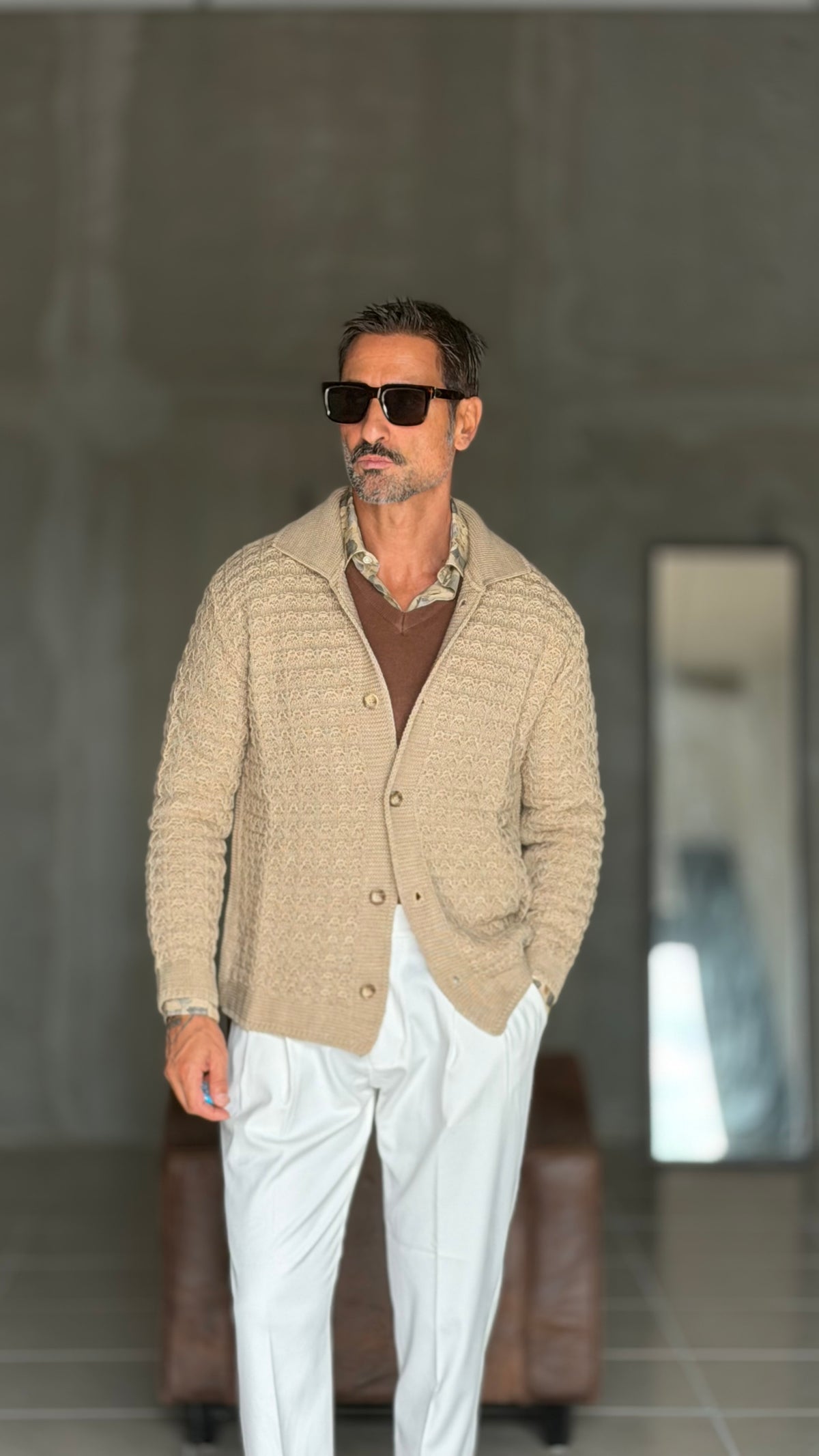 WHITE VISCOSE TROUSERS WITH REGULAR BOTTOM
