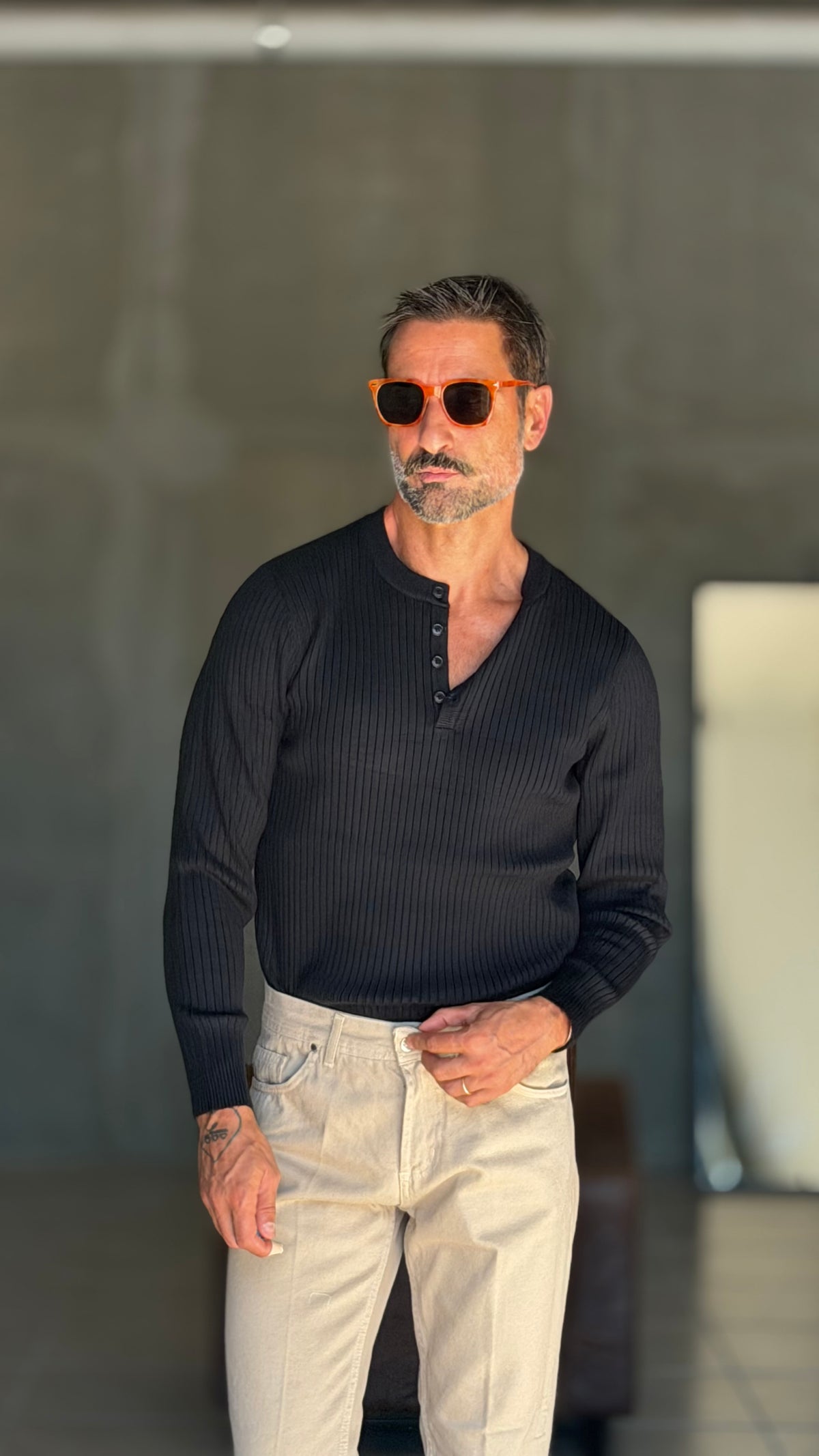 WHITE VISCOSE TROUSERS WITH REGULAR BOTTOM