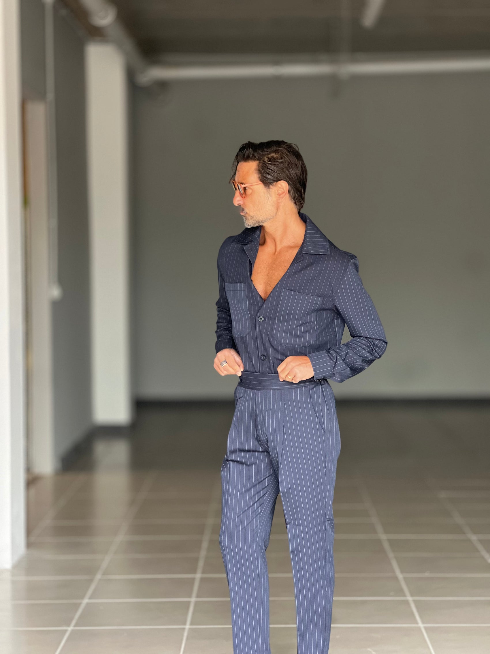 WHITE VISCOSE TROUSERS WITH REGULAR BOTTOM