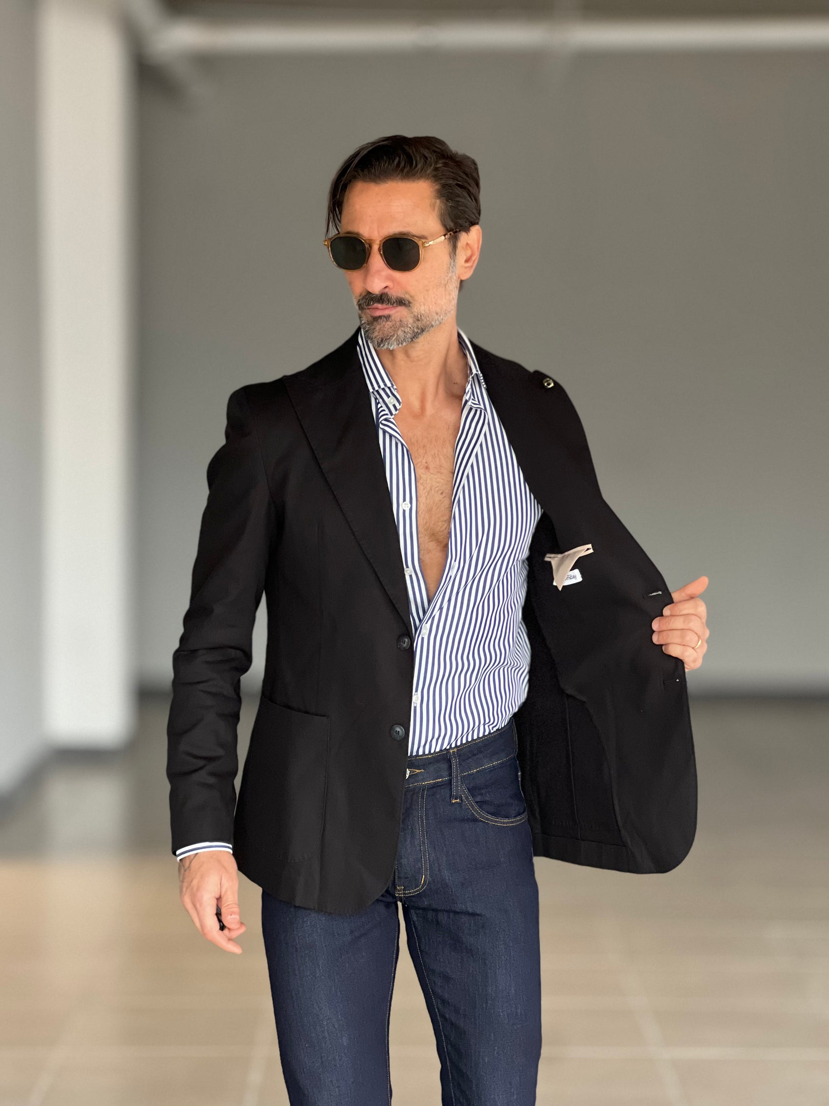 GIACCA NERA COTONE STRECH MONOPETTO