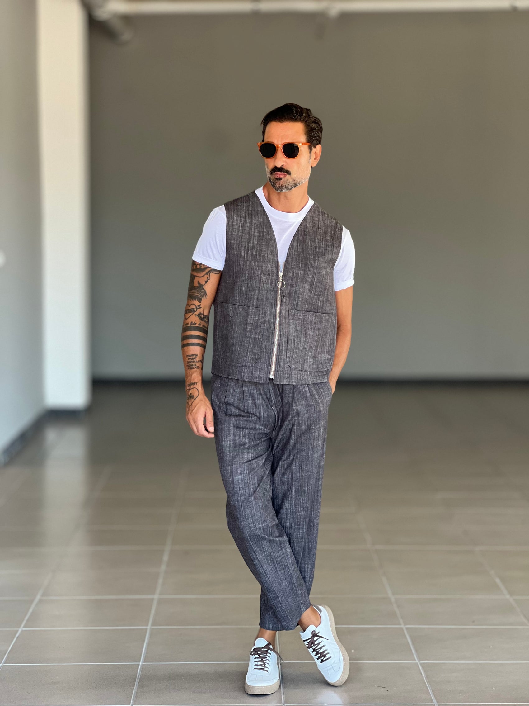 PANTALONE MORO  FONDO AMPIO PETRO'