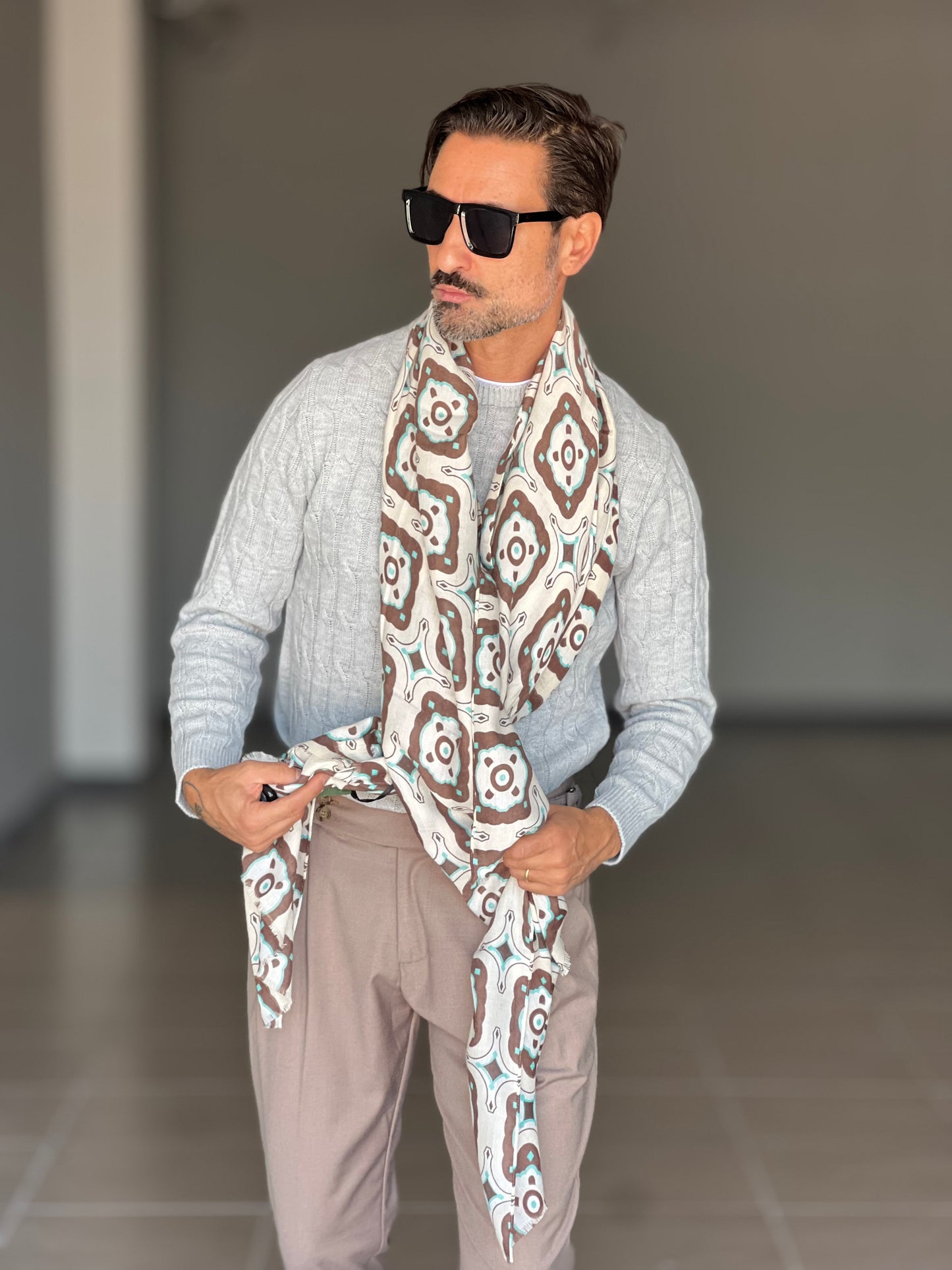 BLUE THREAD COTTON CREW NECK SWEATER