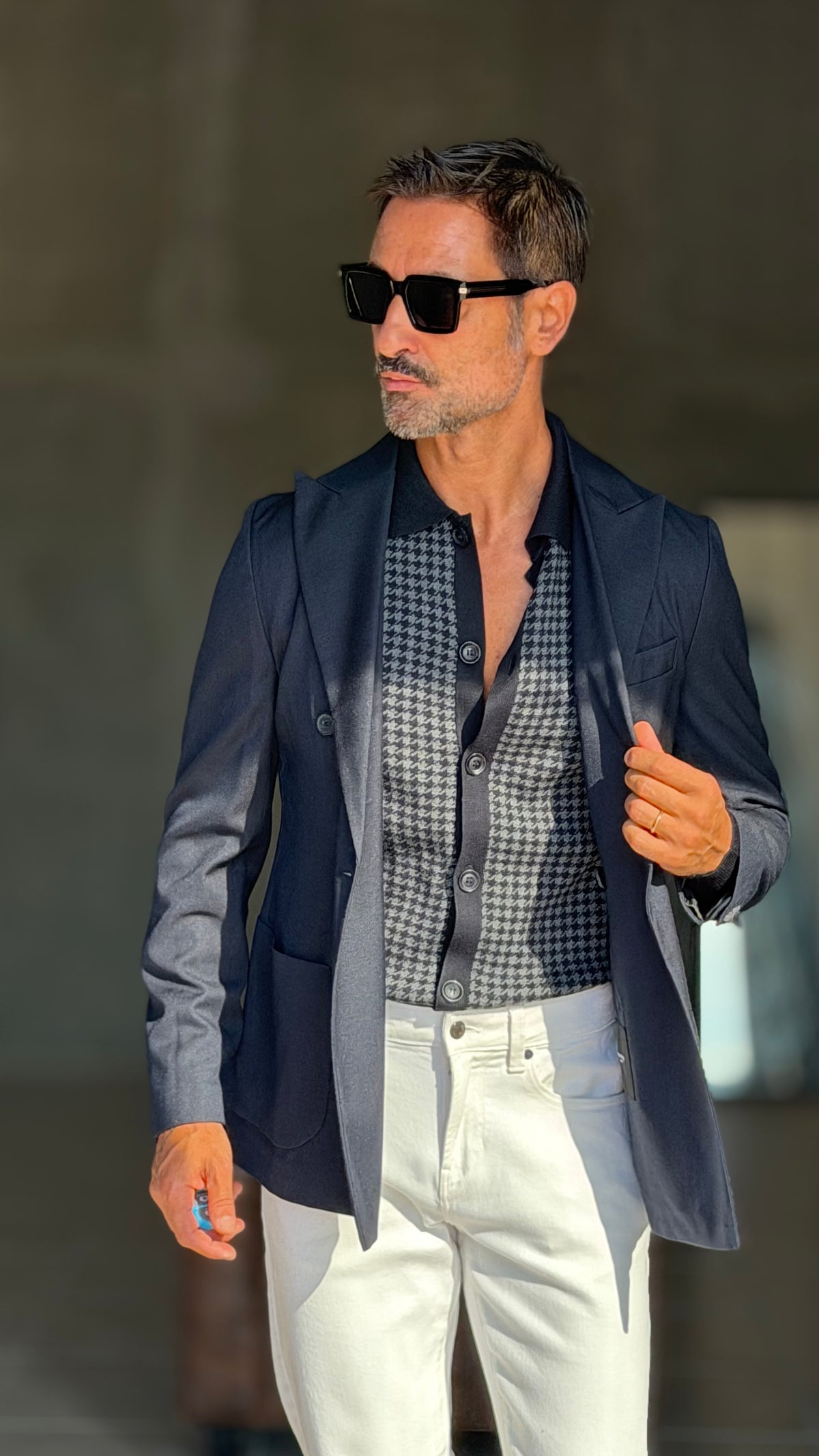 WHITE VISCOSE TROUSERS WITH REGULAR BOTTOM