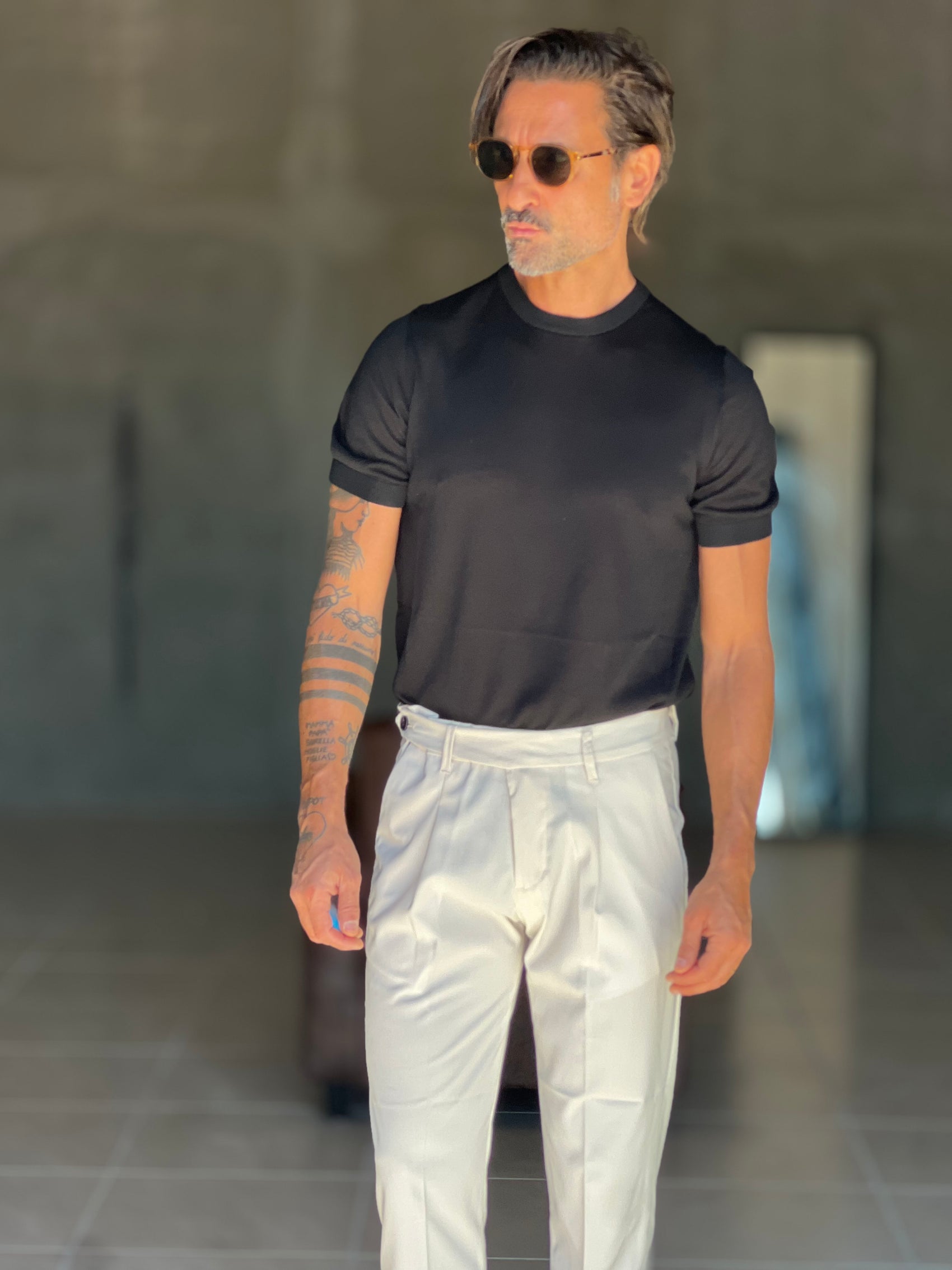 WHITE VISCOSE TROUSERS WITH REGULAR BOTTOM