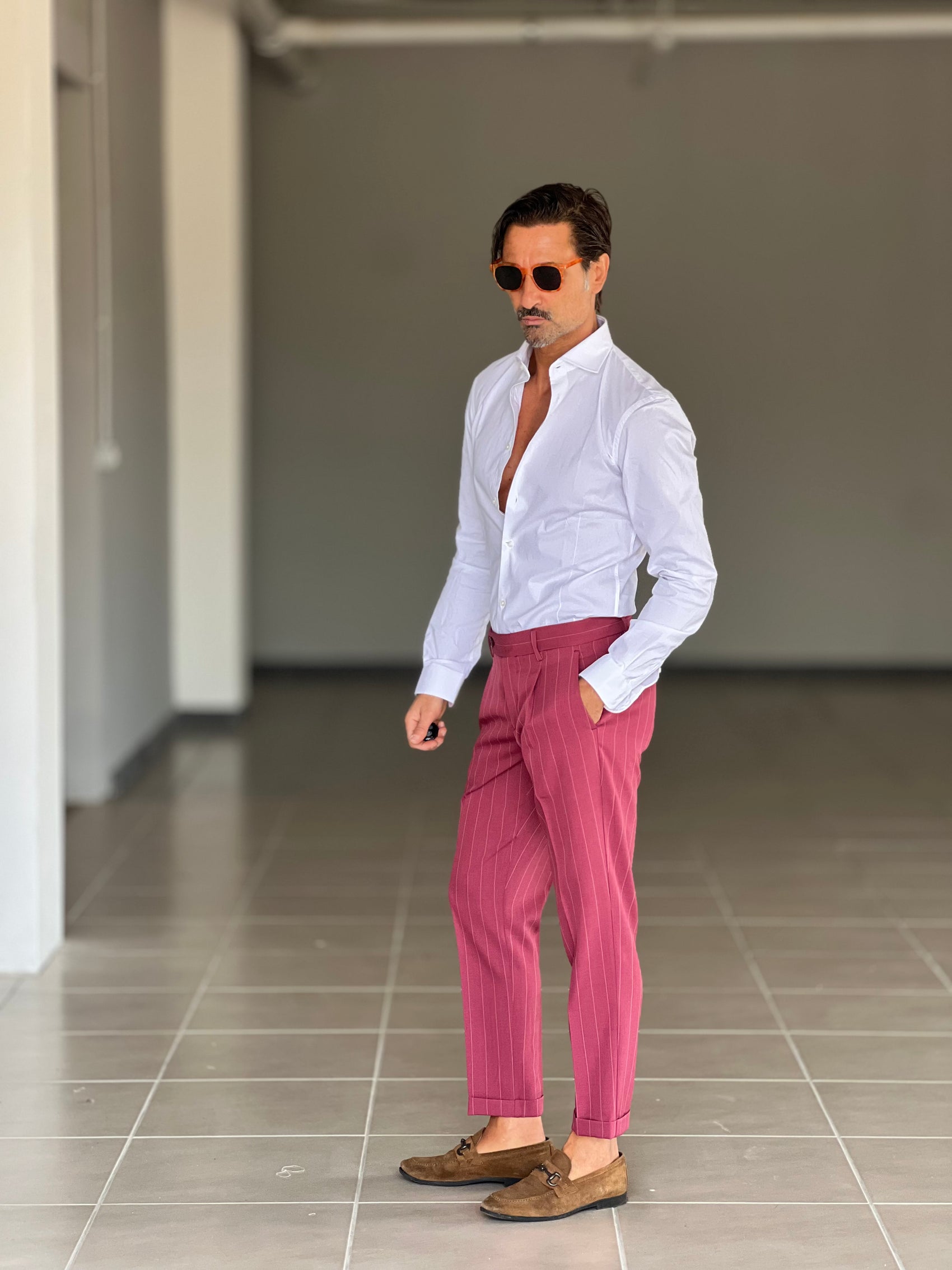 PANTALONE   BORDEAUX GESSATO PINCES. 0078