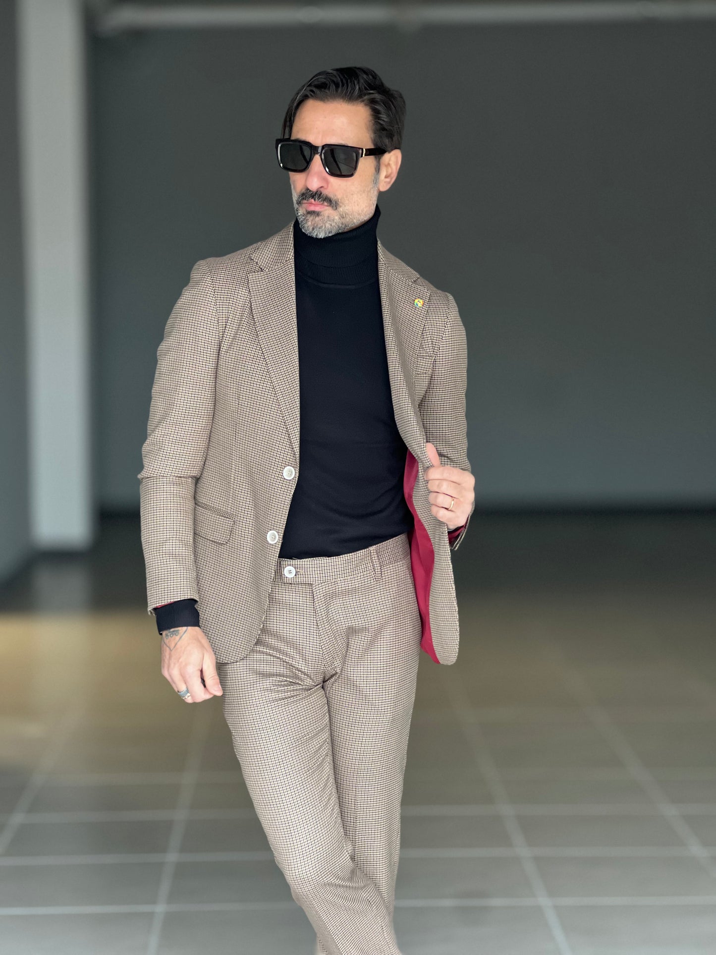 ABITO PIE DE POULE FONDO BEIGE PUNTO MILANO