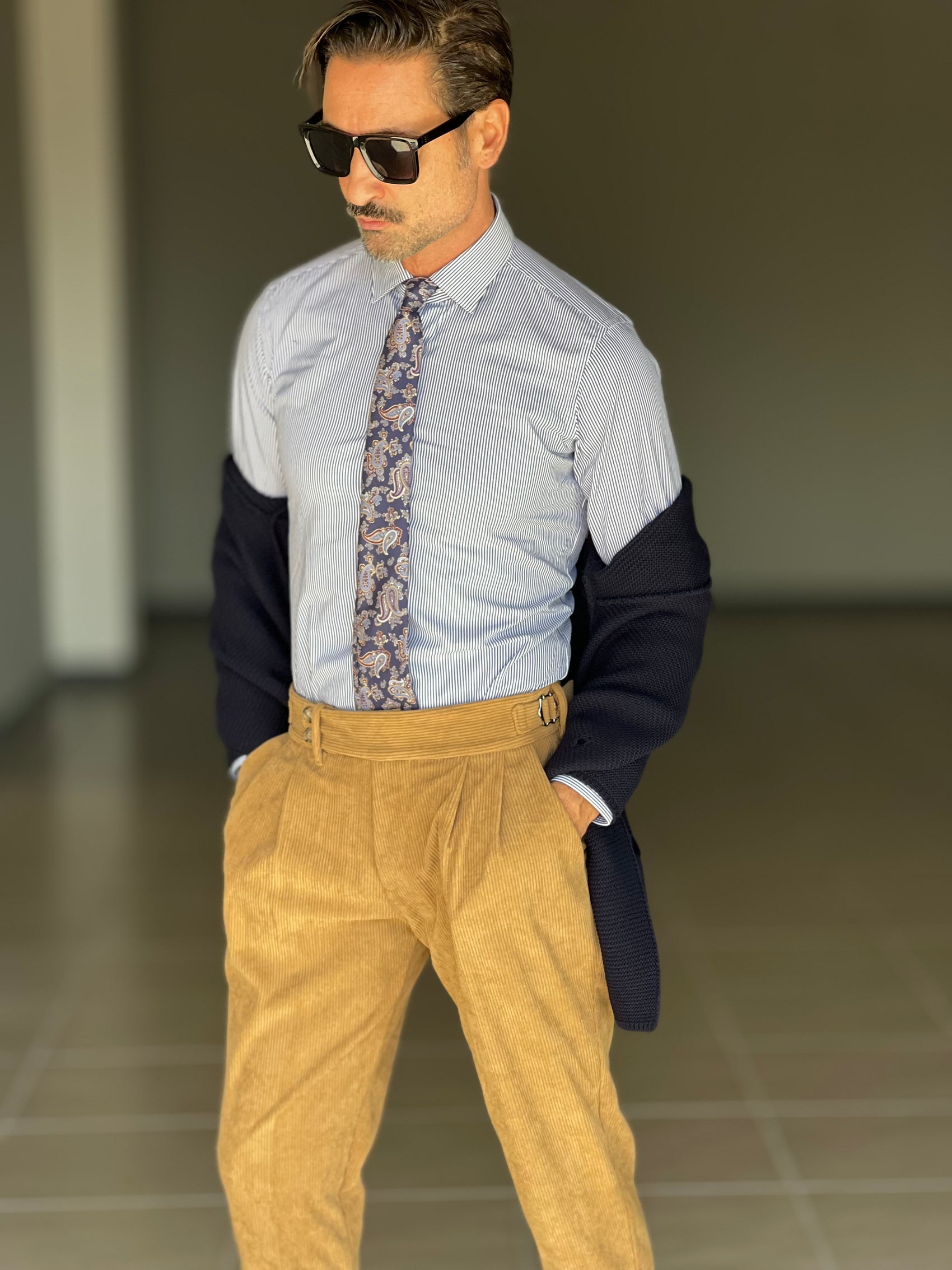 PANTALONE VELLUTO  CAMMELLO  PINCES VITA ALTA