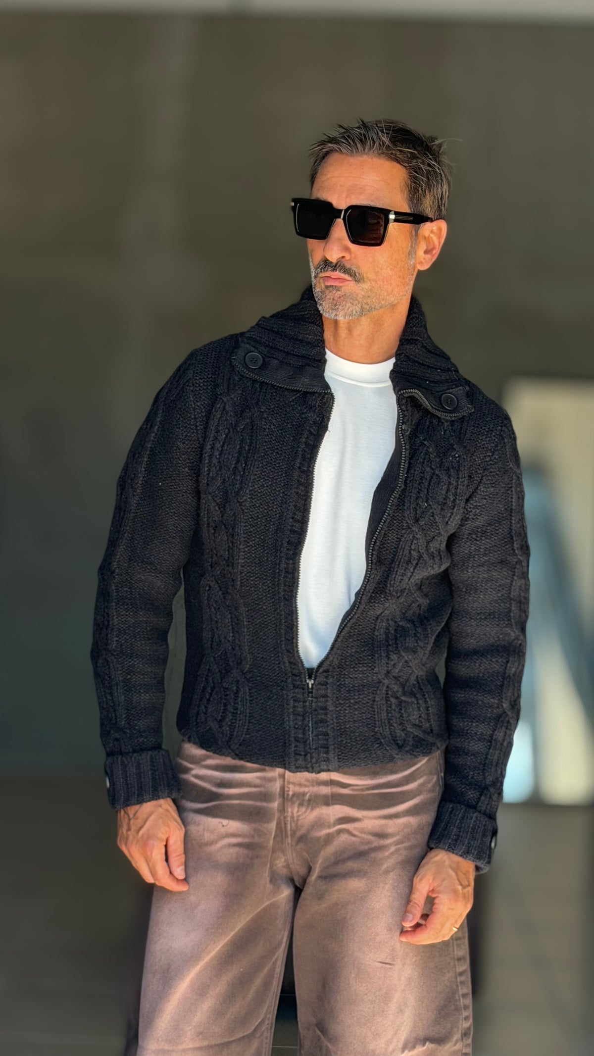 WHITE VISCOSE TROUSERS WITH REGULAR BOTTOM