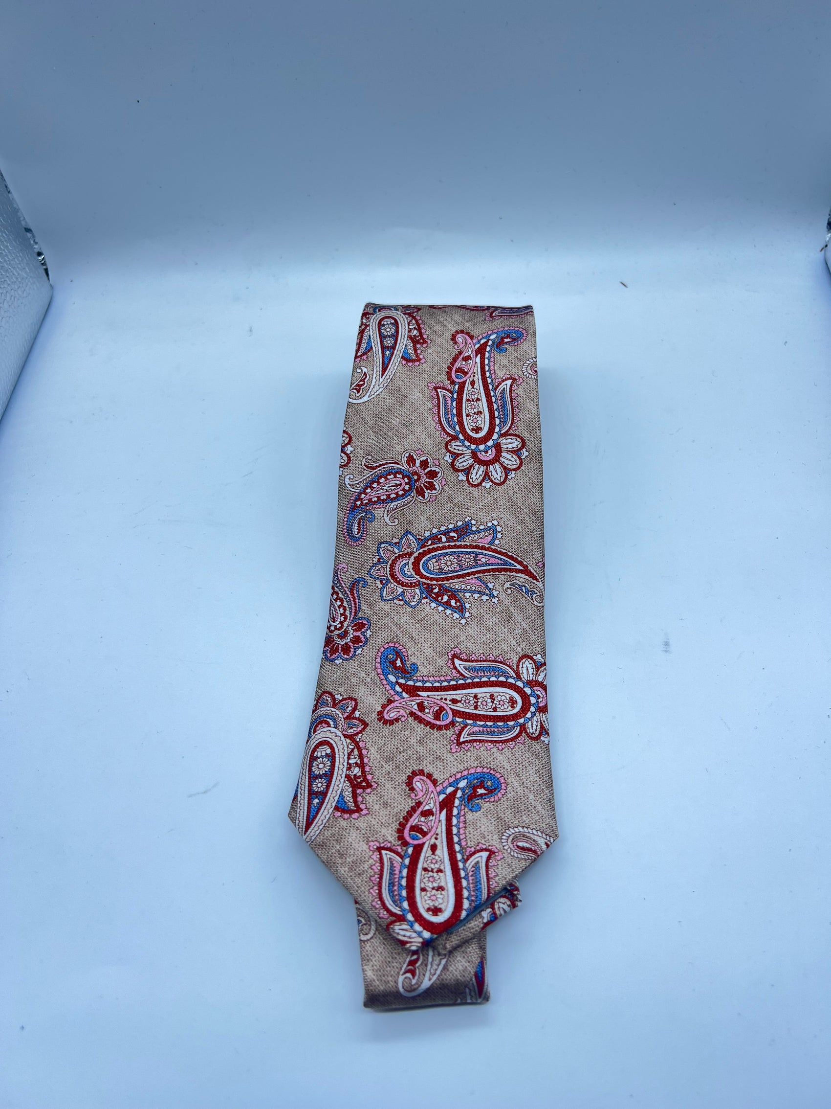 TWELVE TIE