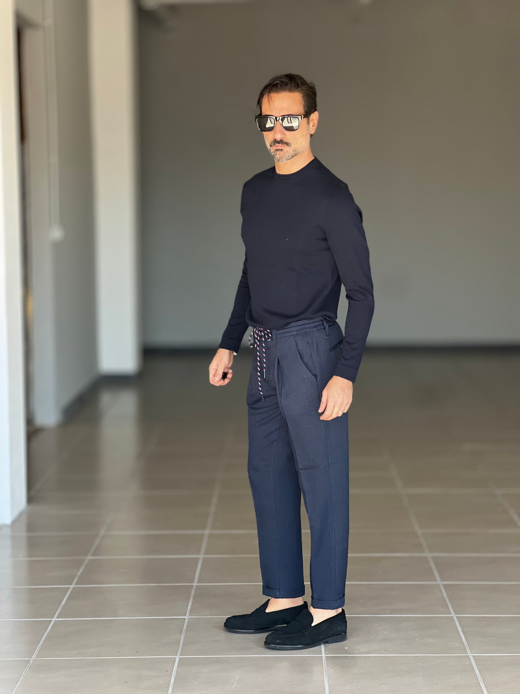 WHITE VISCOSE TROUSERS WITH REGULAR BOTTOM