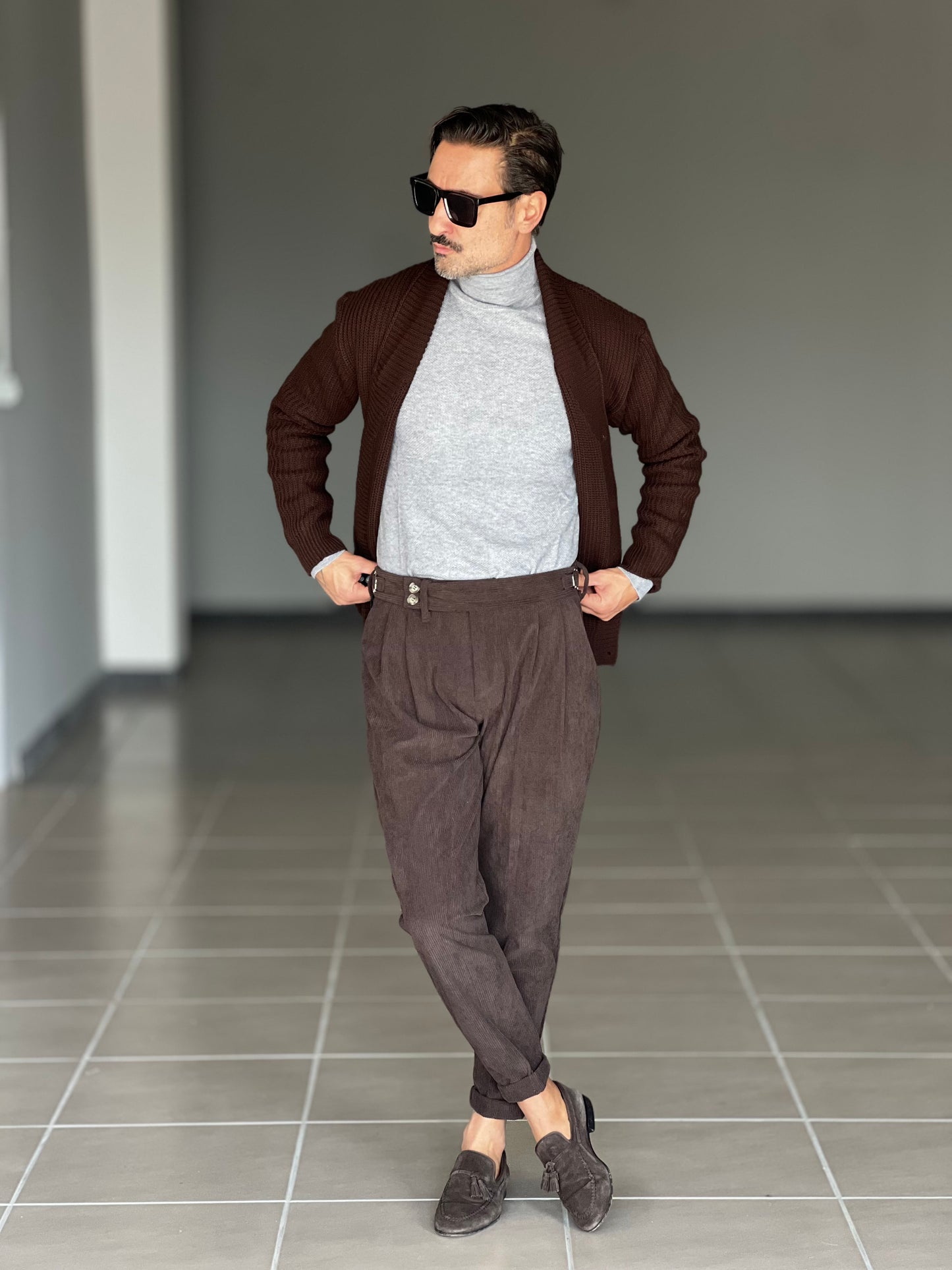 BLACK CHAIN ​​VISCOSE TROUSERS