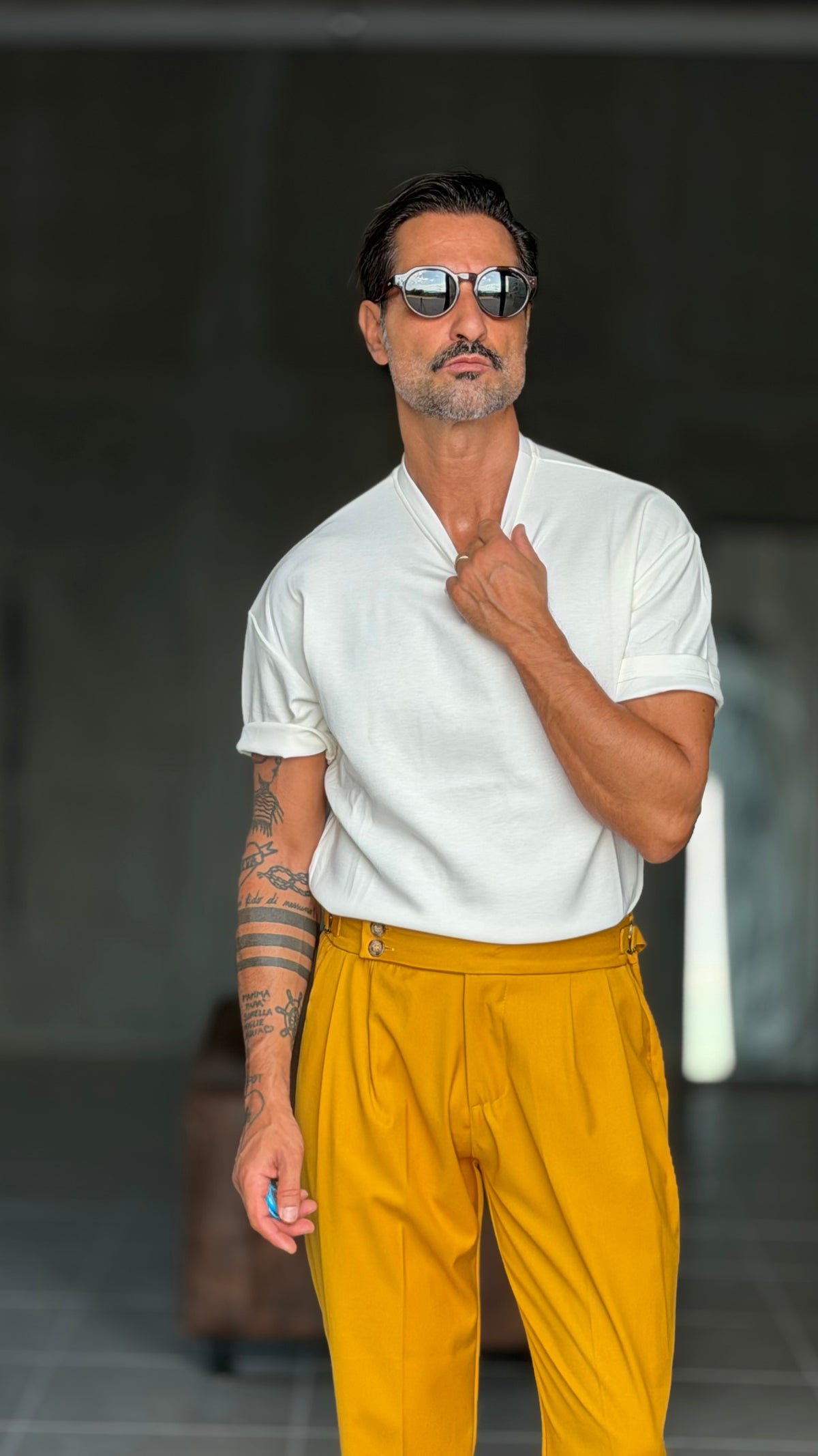 PANTALONE GIALLO UOVO  VITA ALTA PINCES VISCOSA  EFFETTO FLANELLA BATTUTA