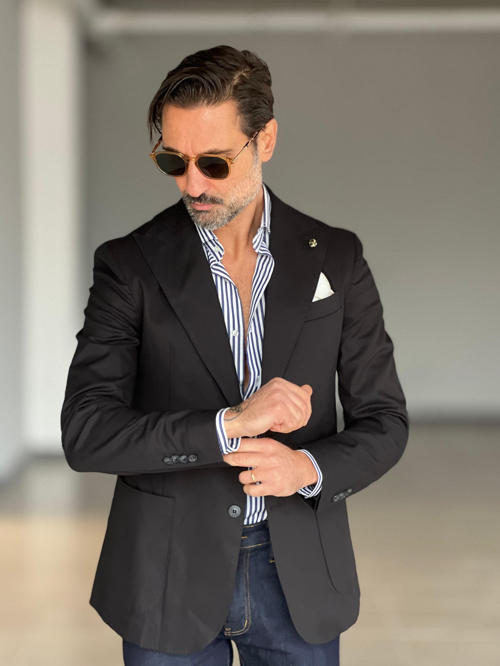 GIACCA NERA COTONE STRECH MONOPETTO