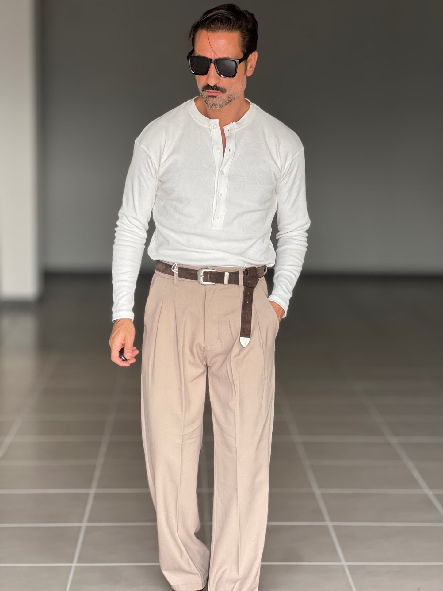 BLACK CHAIN ​​VISCOSE TROUSERS