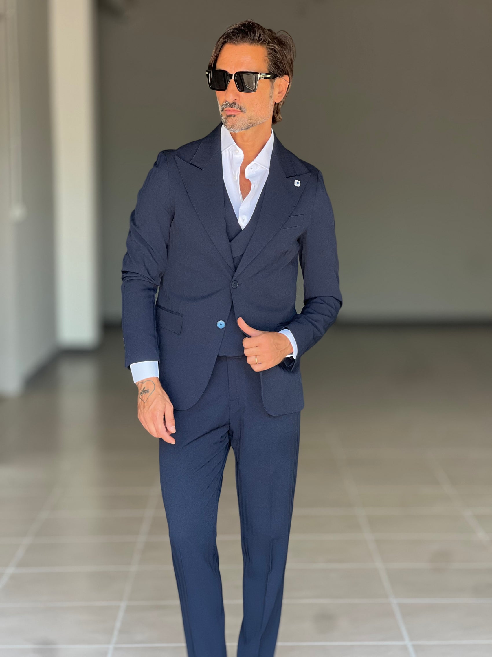 ABITO BLU  MONOPETTO  3 PEZZI  TRAMATO GILET PETRO'