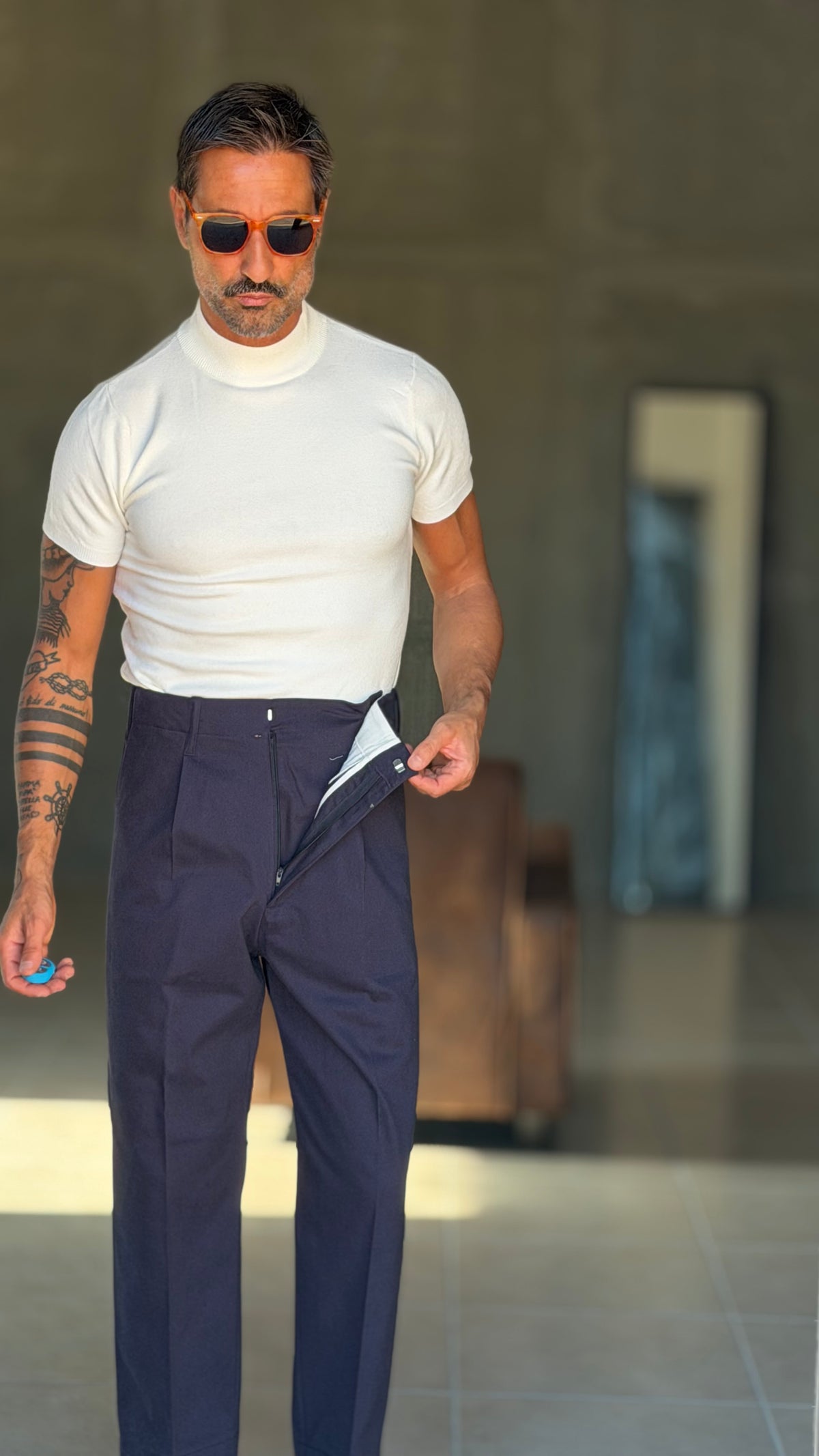 WHITE VISCOSE TROUSERS WITH REGULAR BOTTOM