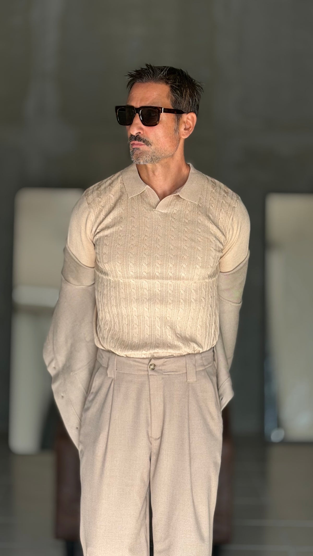 WHITE VISCOSE TROUSERS WITH REGULAR BOTTOM