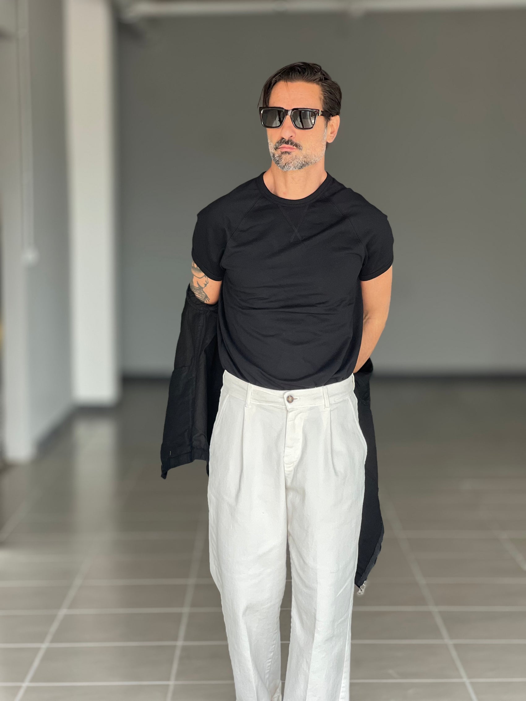MAGLIA FELPA NERA MEZZA MANICA