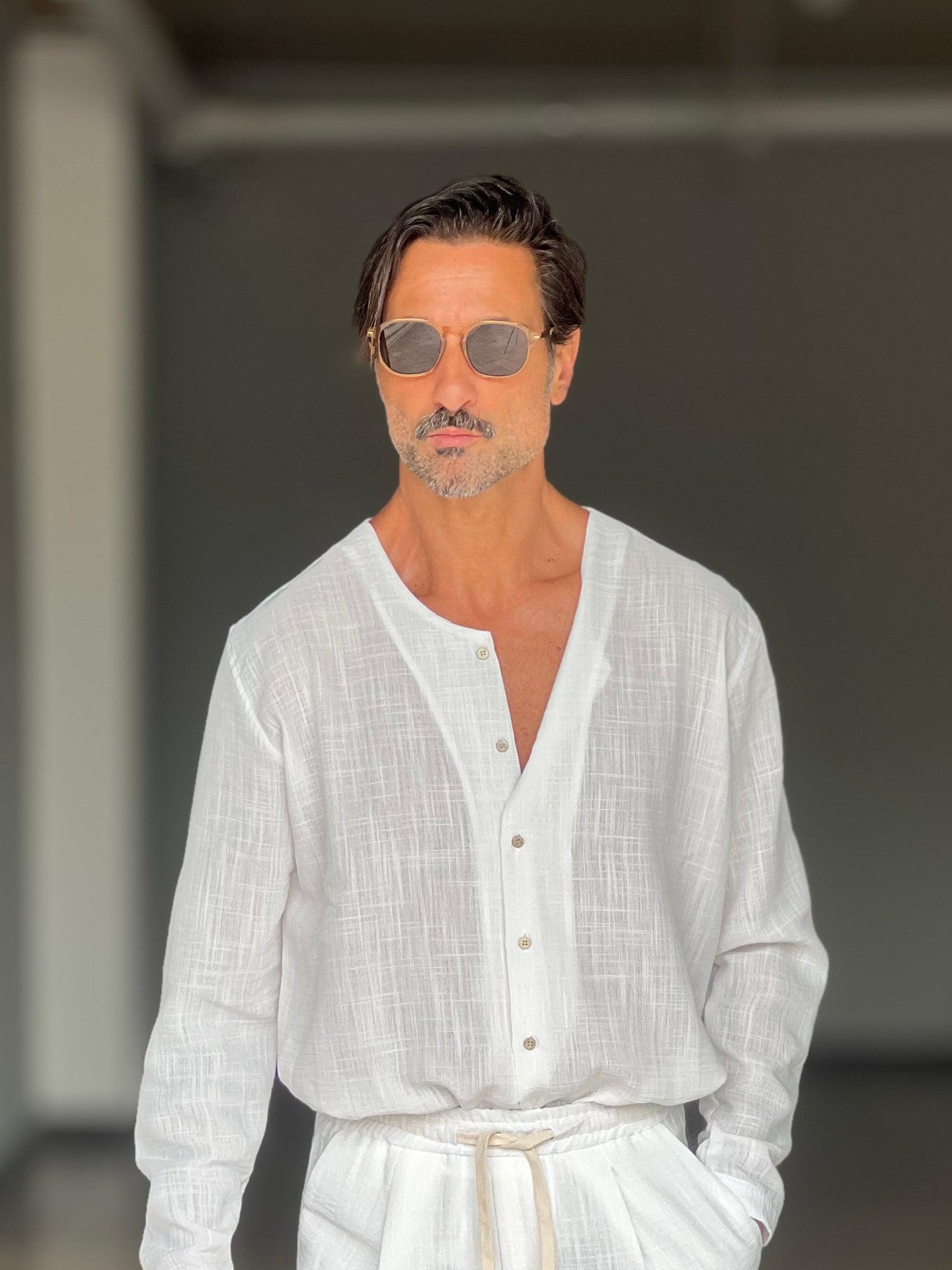 COORDINATO CAMICIA  PANTALACCIO BIANCO COREANA GIROCOLLO COTENE VISCOSA EFFETTO LINO. 00201