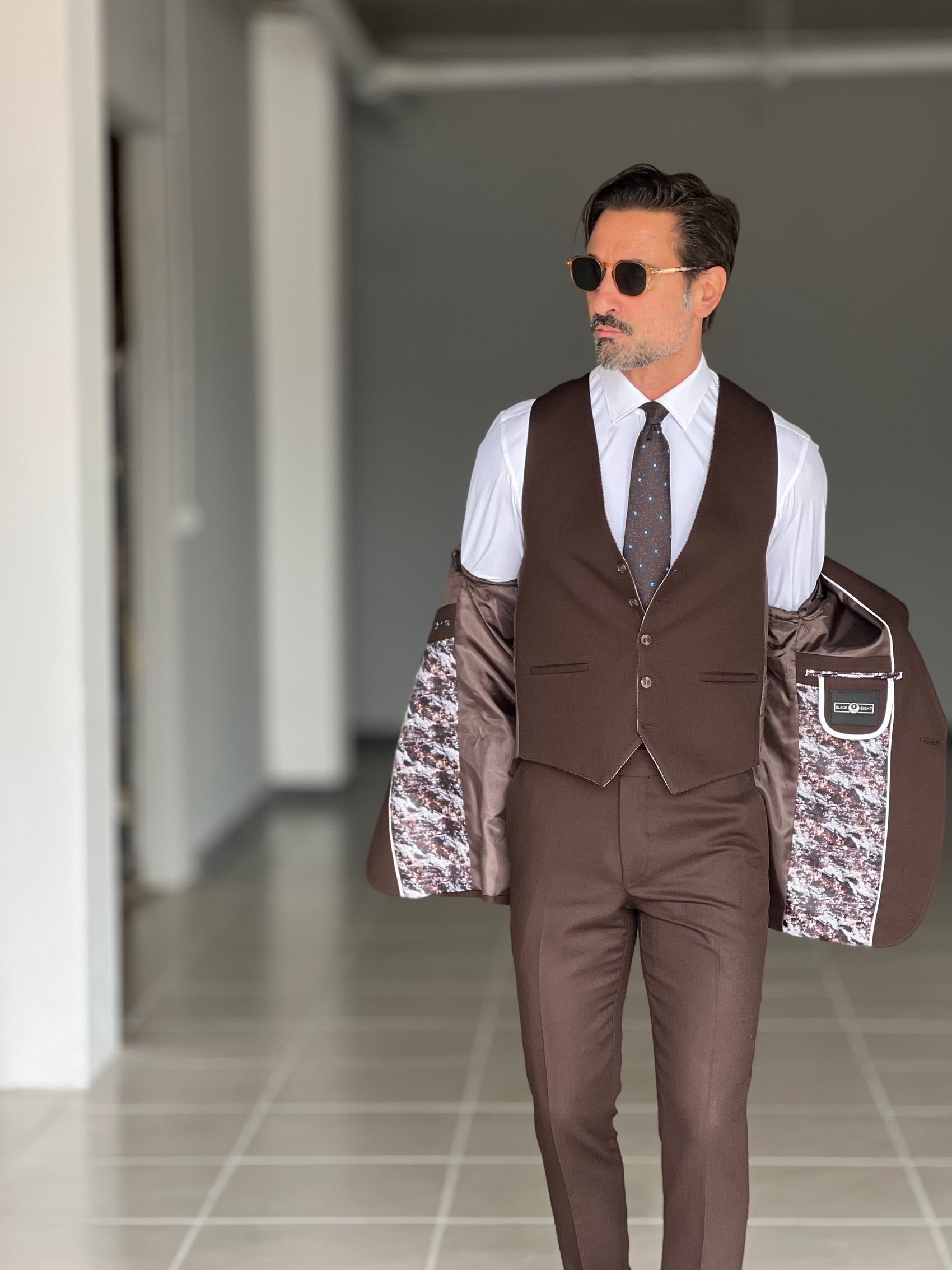 ABITO CIOCCOLATA  MONOPETTO  3 PEZZI GILET DOUBLE FACES 102