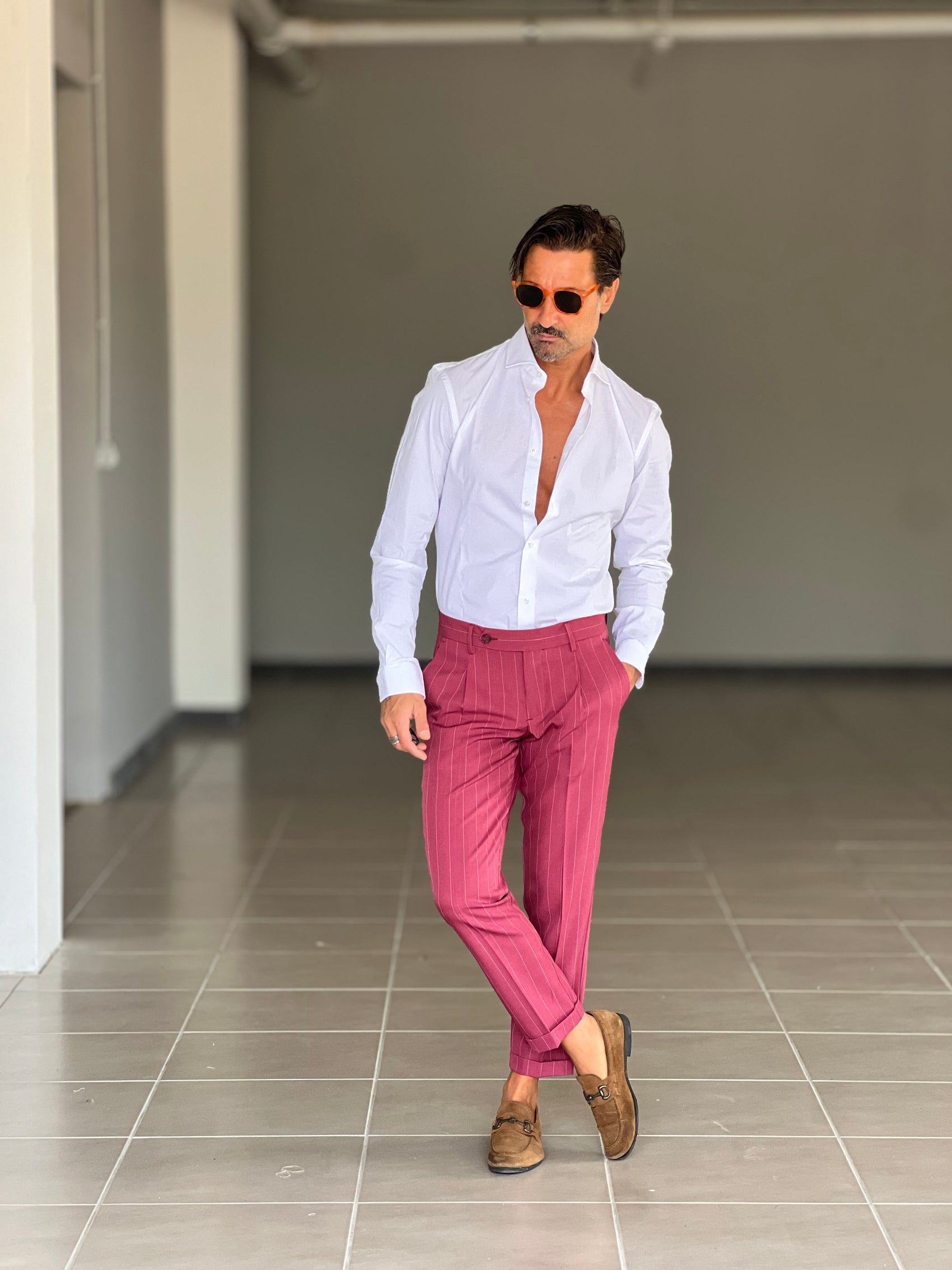 PANTALONE   BORDEAUX GESSATO PINCES. 0078