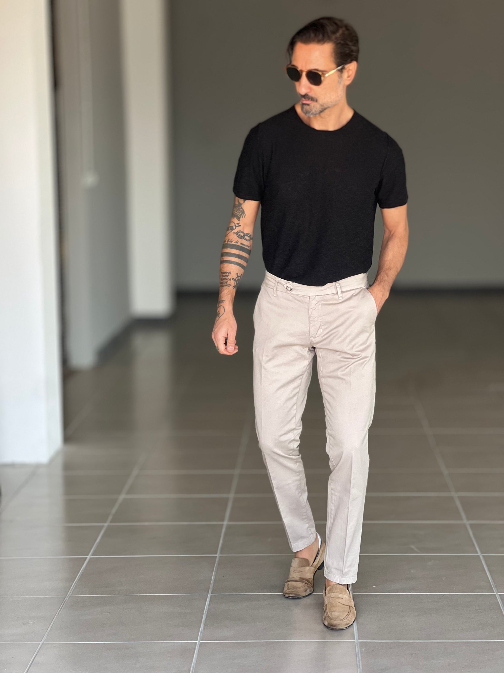 BLACK CHAIN ​​VISCOSE TROUSERS