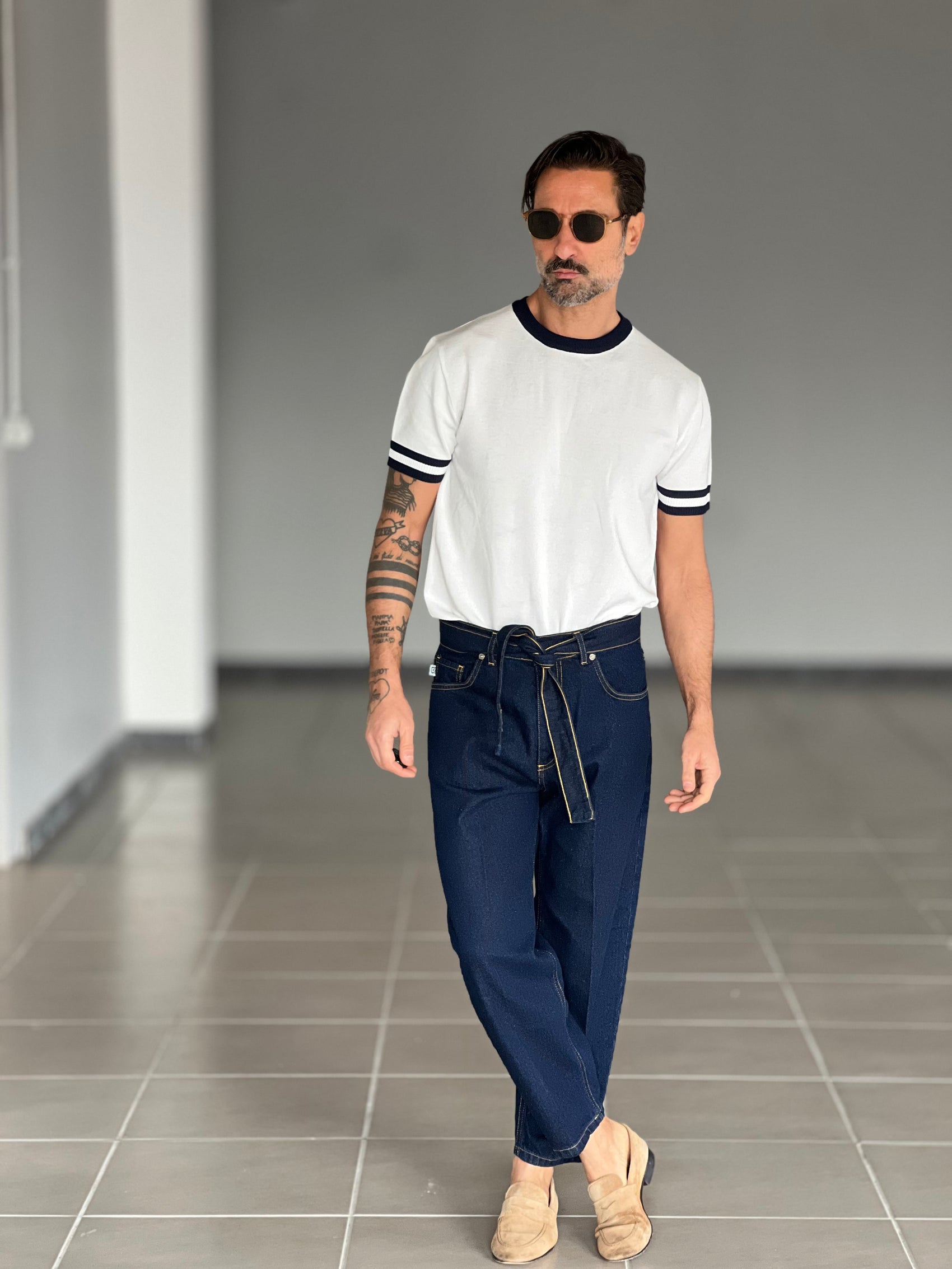 WHITE VISCOSE TROUSERS WITH REGULAR BOTTOM