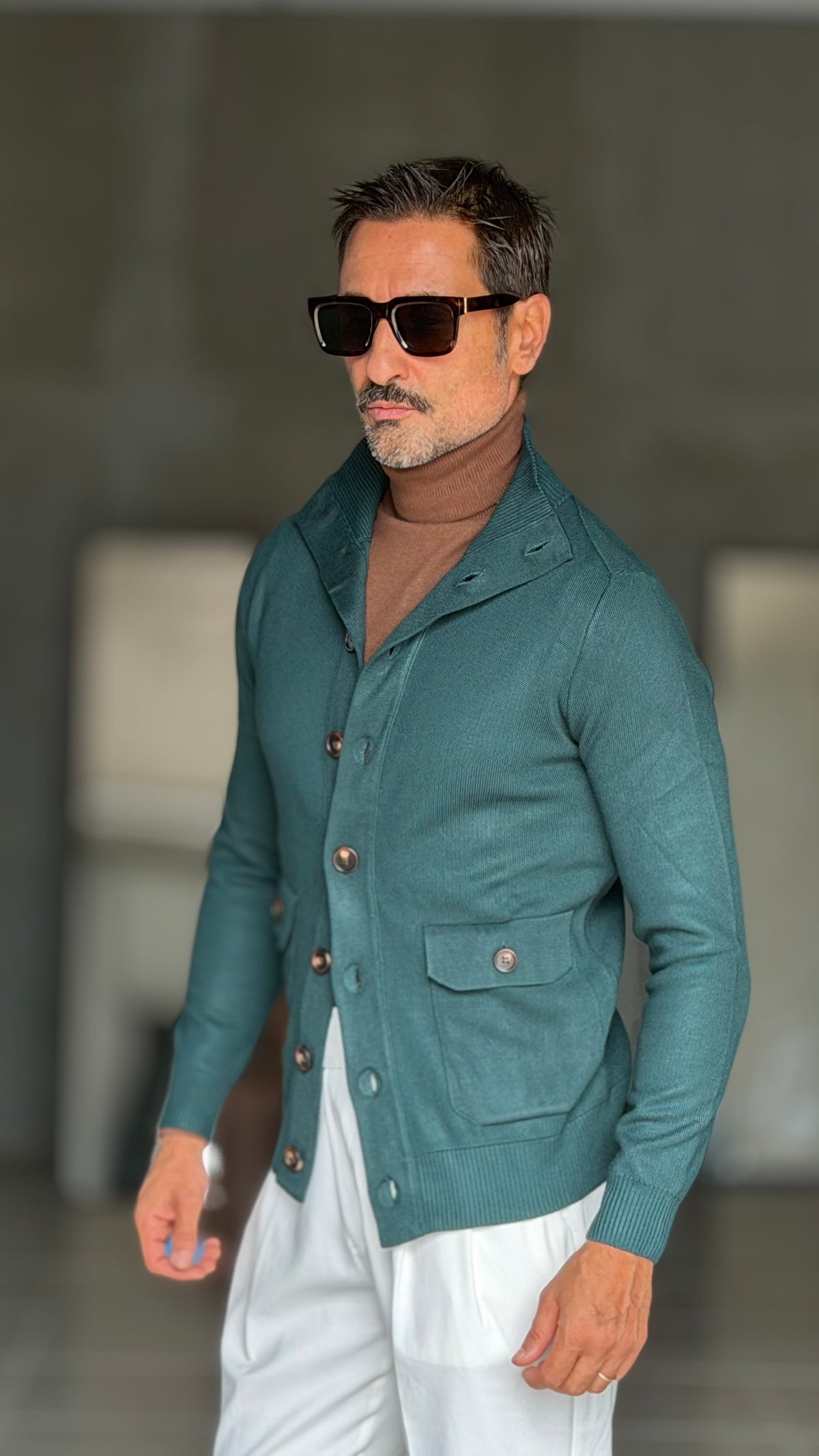 WHITE VISCOSE TROUSERS WITH REGULAR BOTTOM