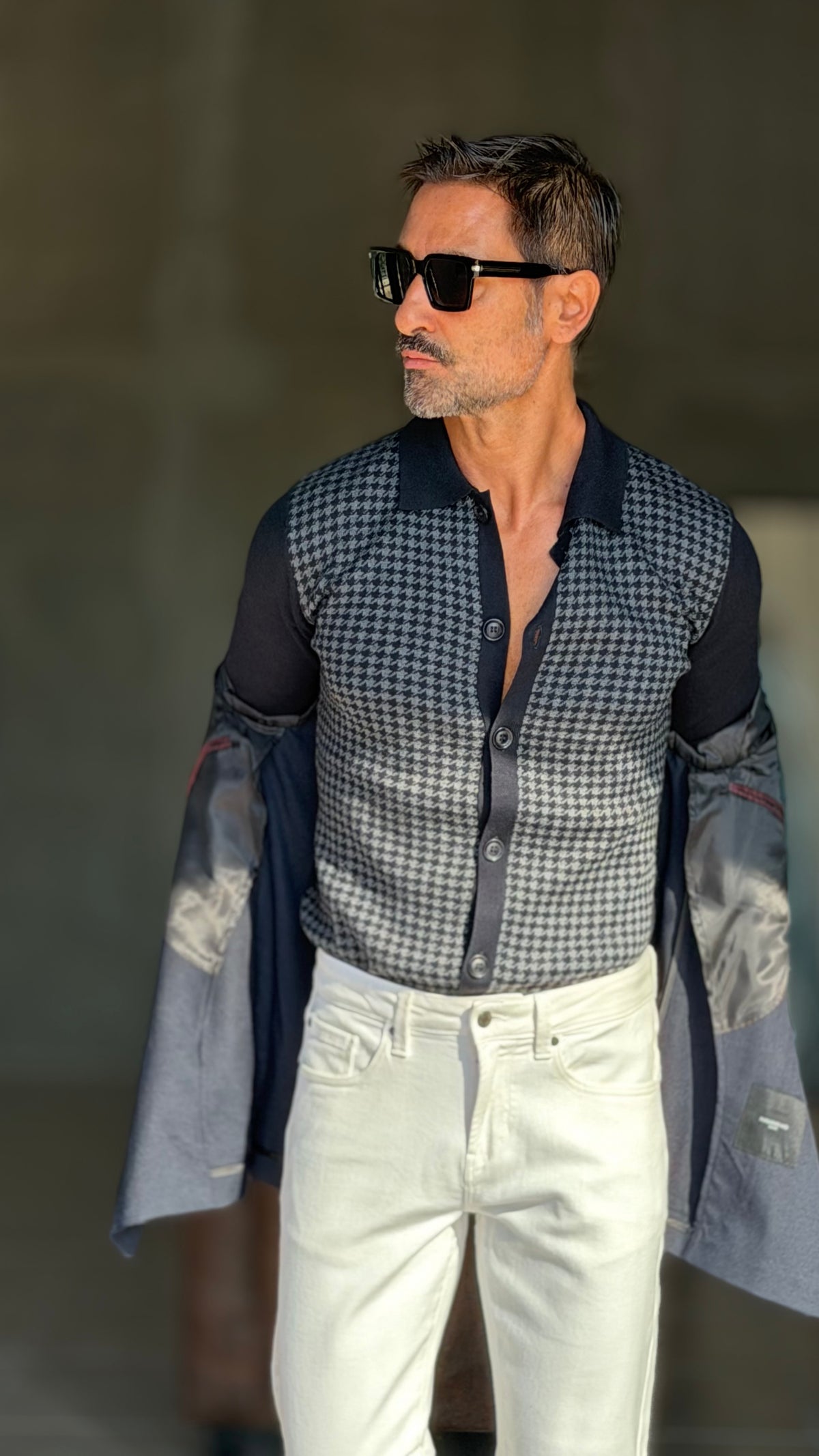 WHITE VISCOSE TROUSERS WITH REGULAR BOTTOM