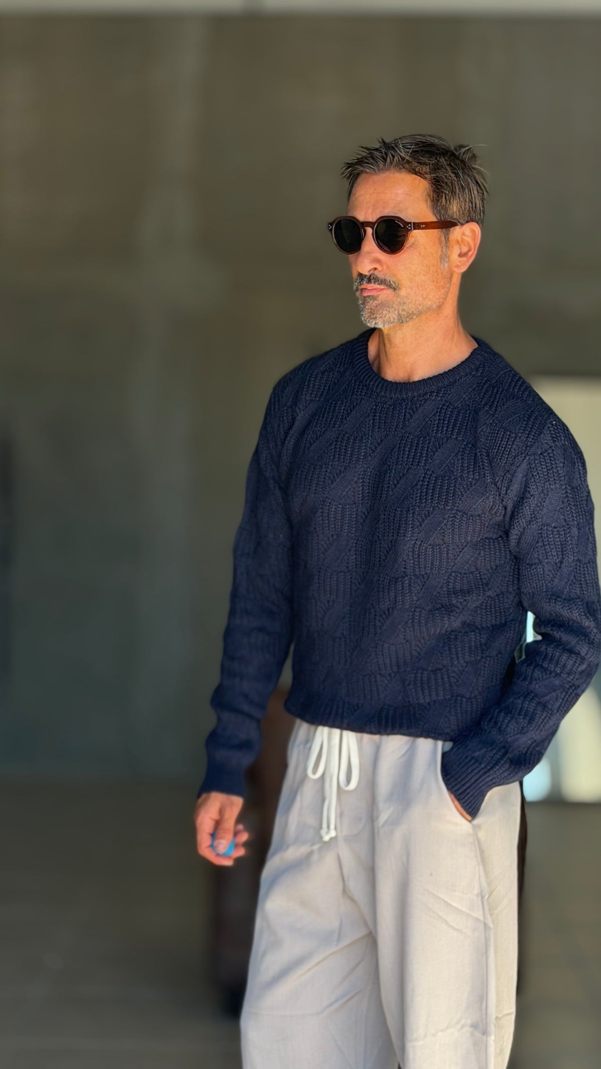 WHITE VISCOSE TROUSERS WITH REGULAR BOTTOM